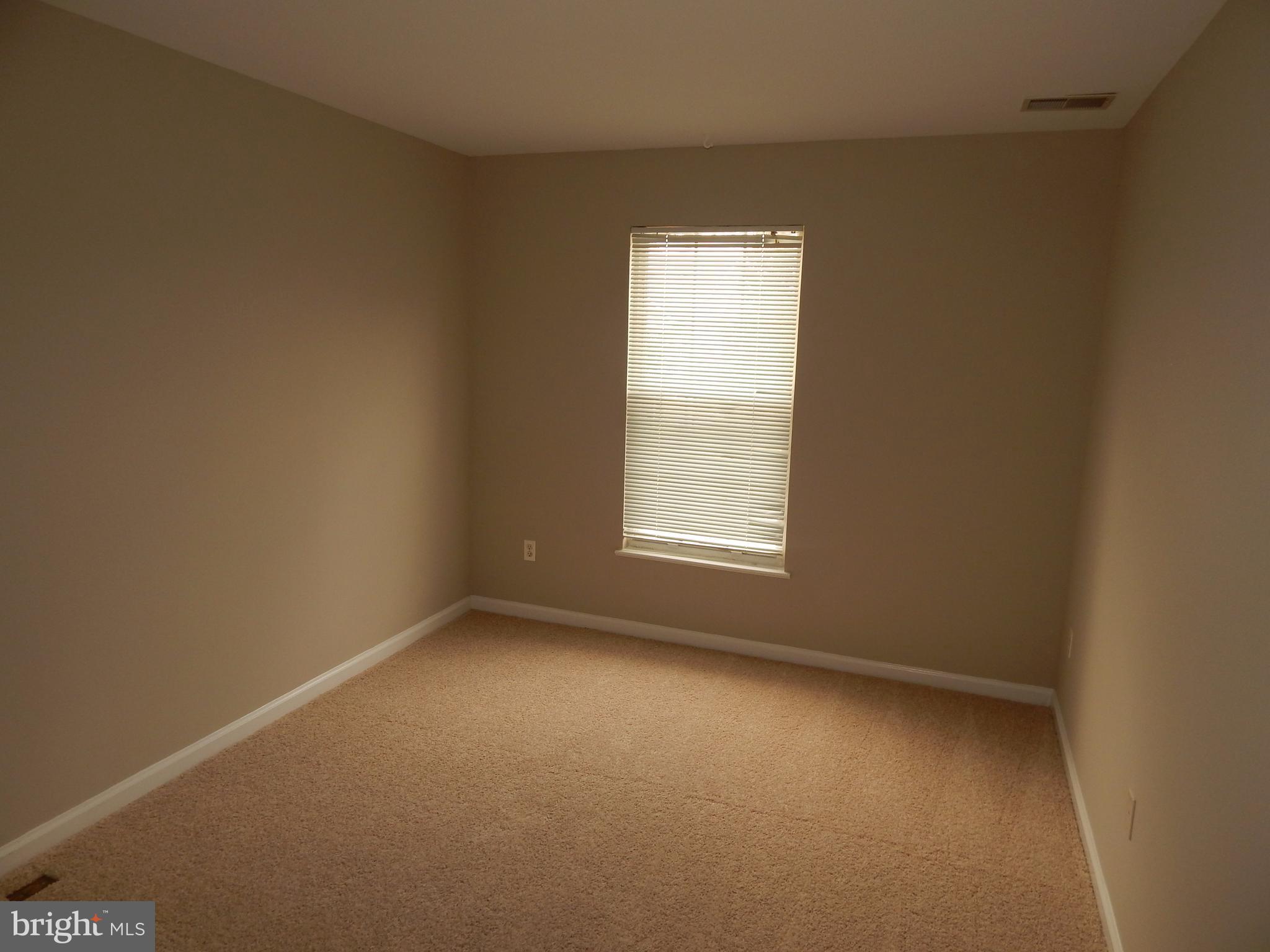 WELLINGTON/CLOVERHILL - Residential