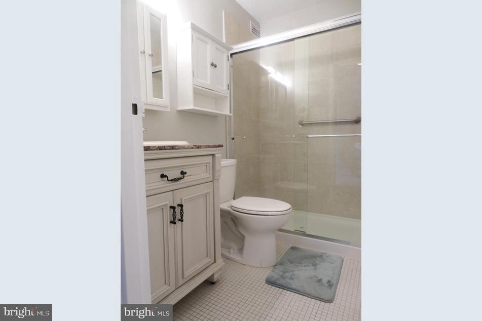 PIKESVILLE - Residential