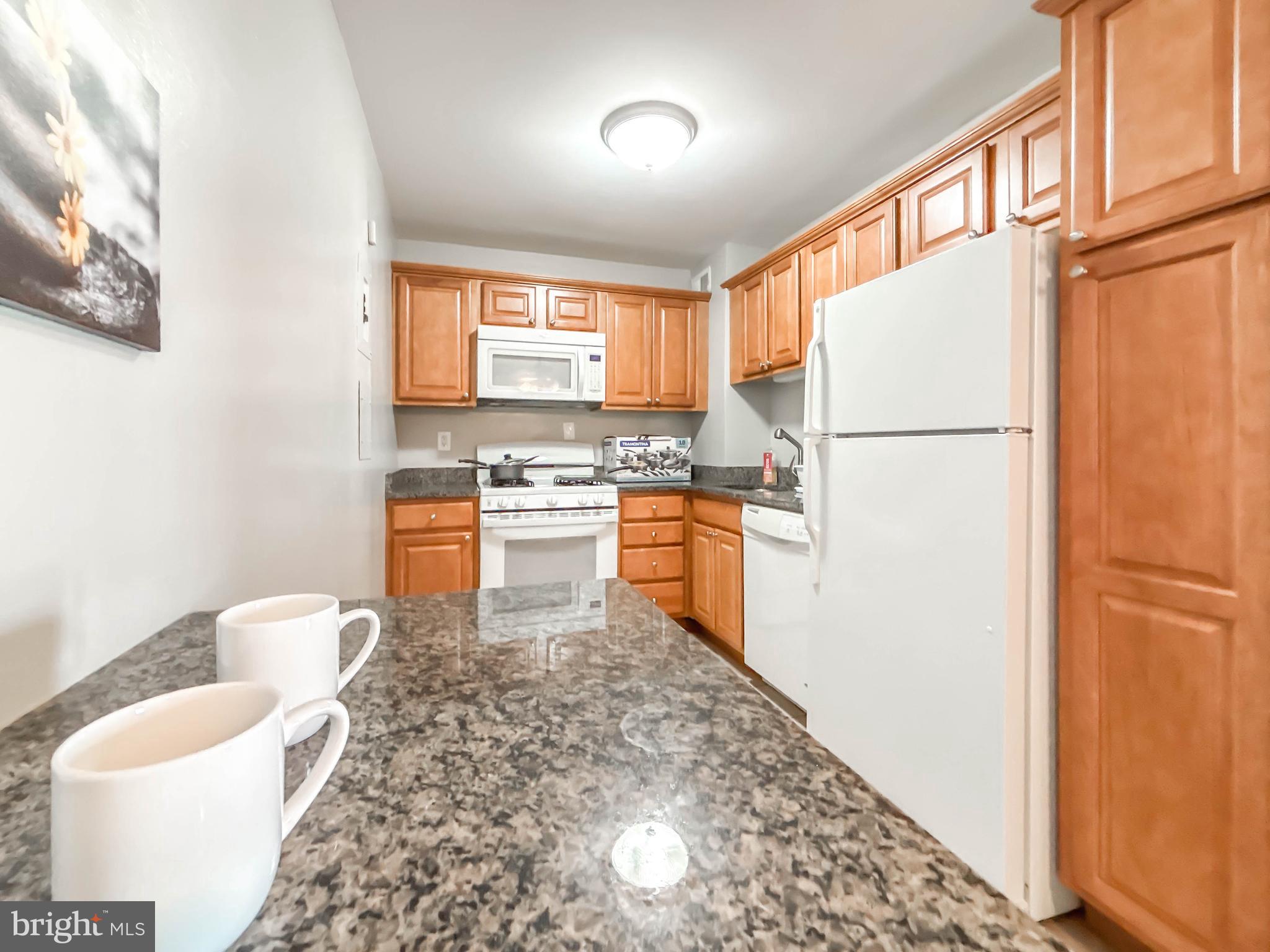 PIKESVILLE - Residential