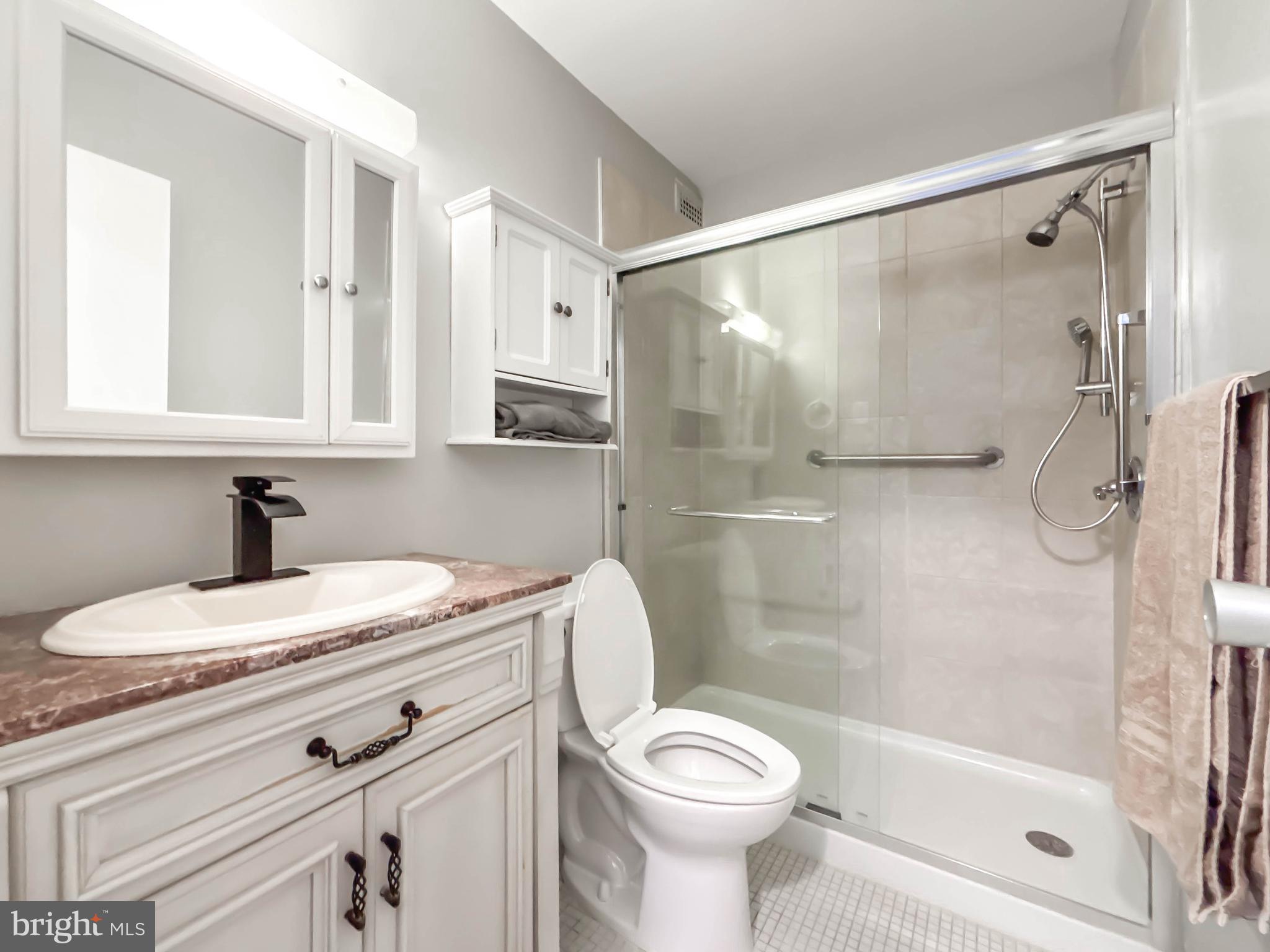 PIKESVILLE - Residential