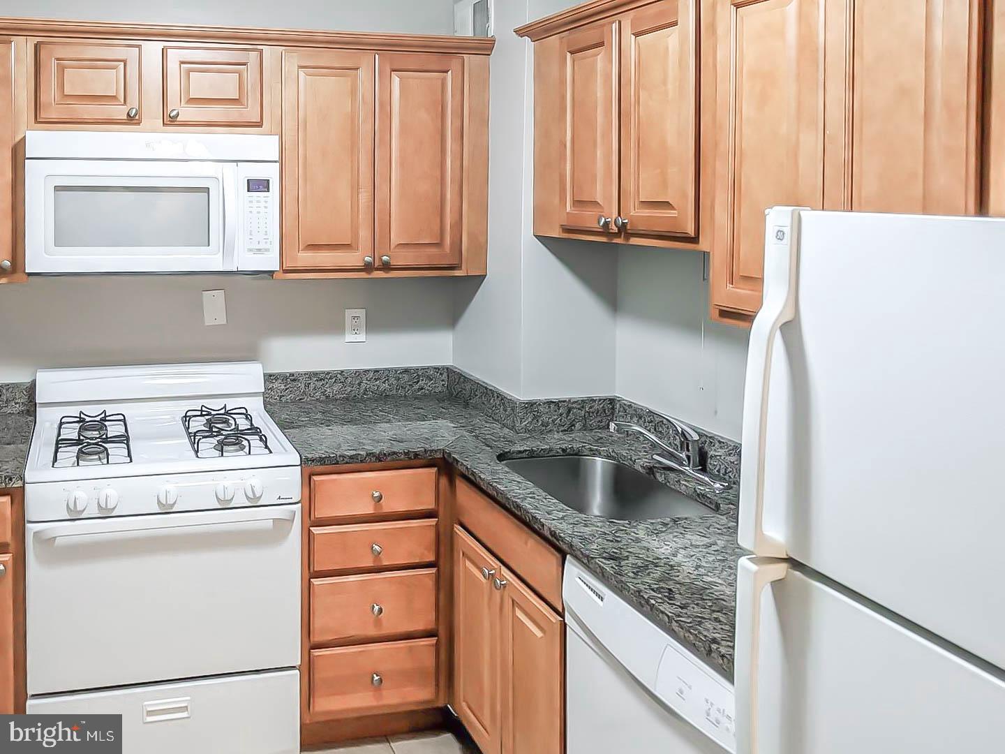 PIKESVILLE - Residential
