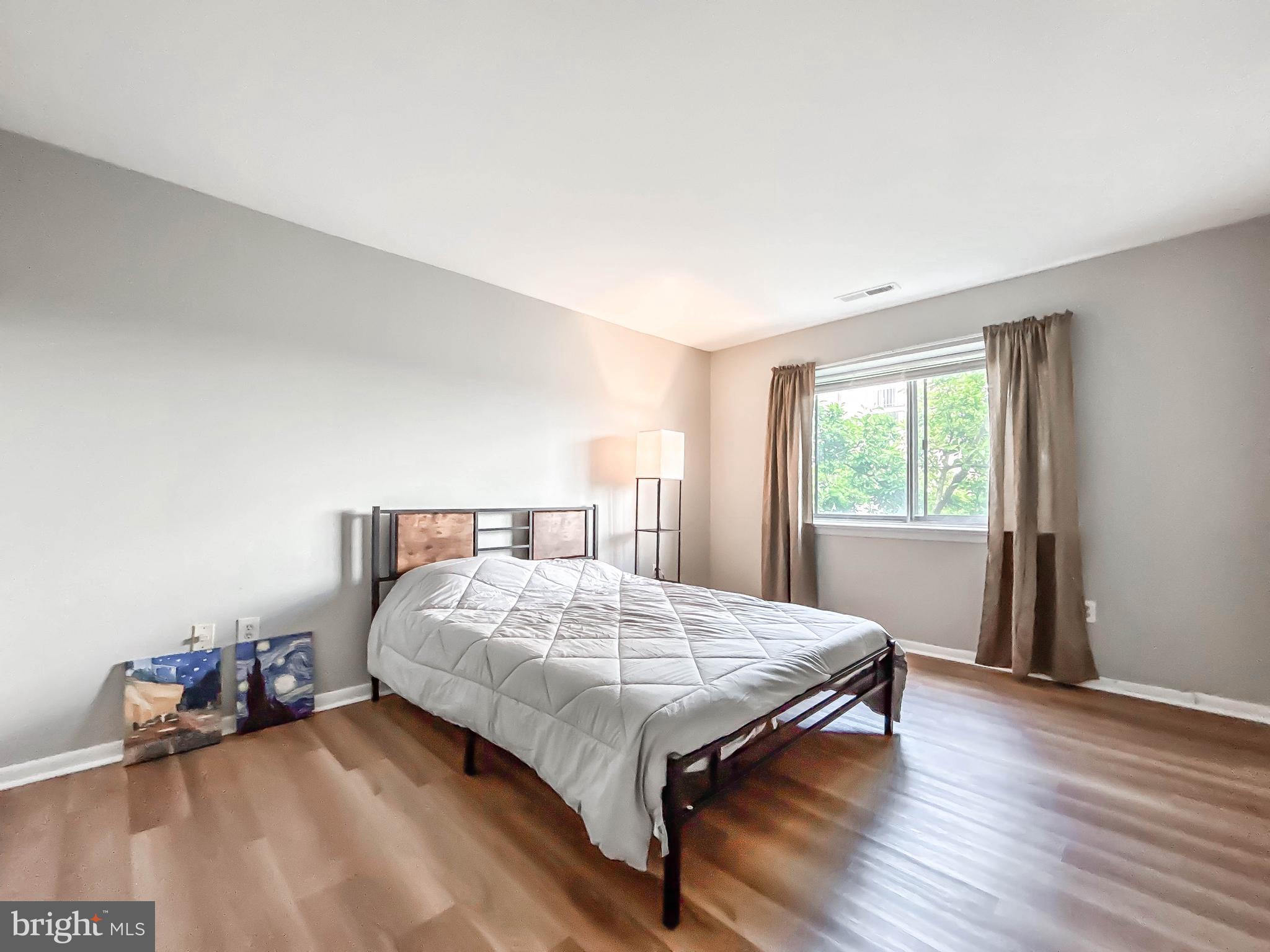 PIKESVILLE - Residential