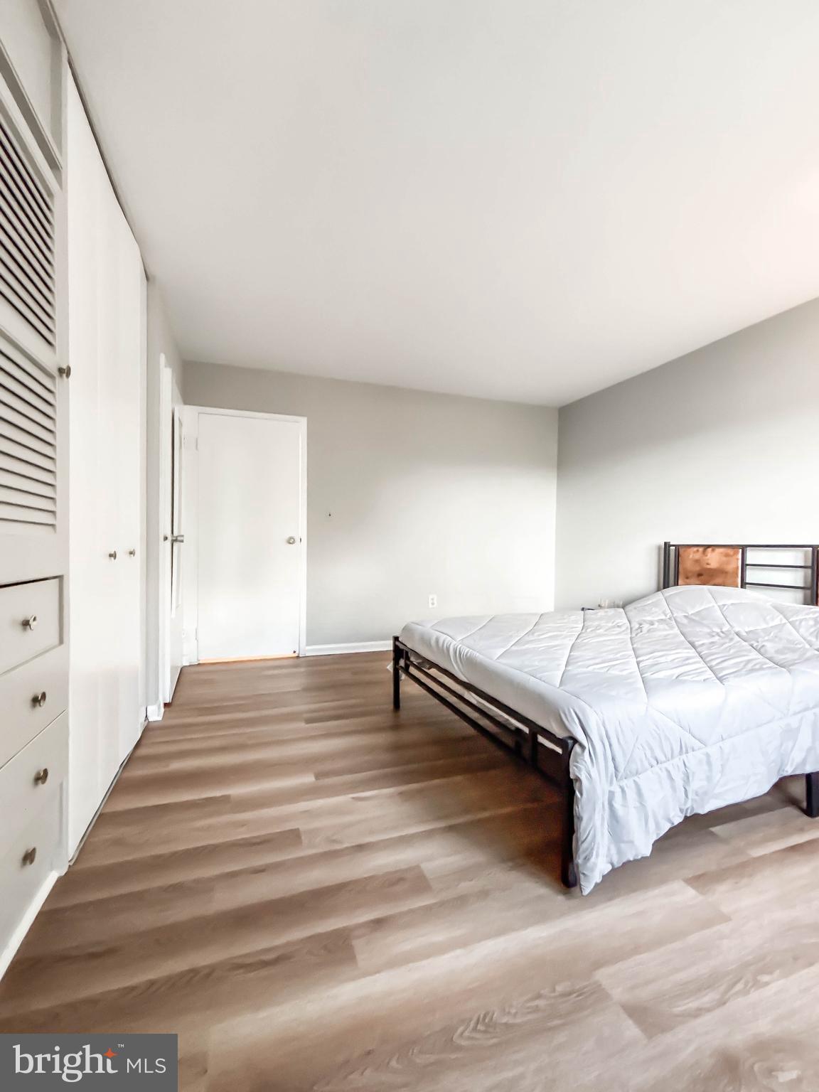 PIKESVILLE - Residential