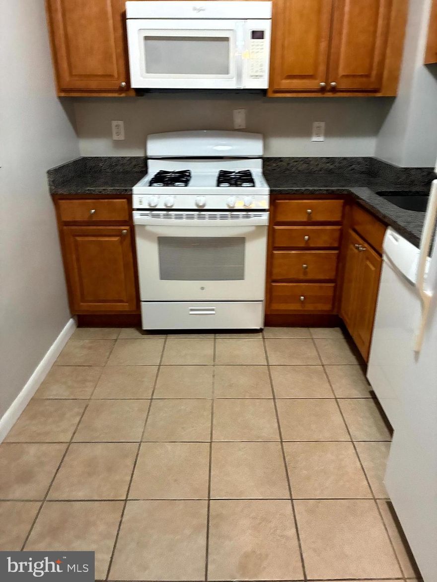 Spacious condo unit in secure doorman building. 
Extra room as office or sunroom. Central air, newer appliances and flooring. laundry room in building, move-in ready. 
New Elevators being installed in the Fall of 2026, for now its a 4th floor walk-up.