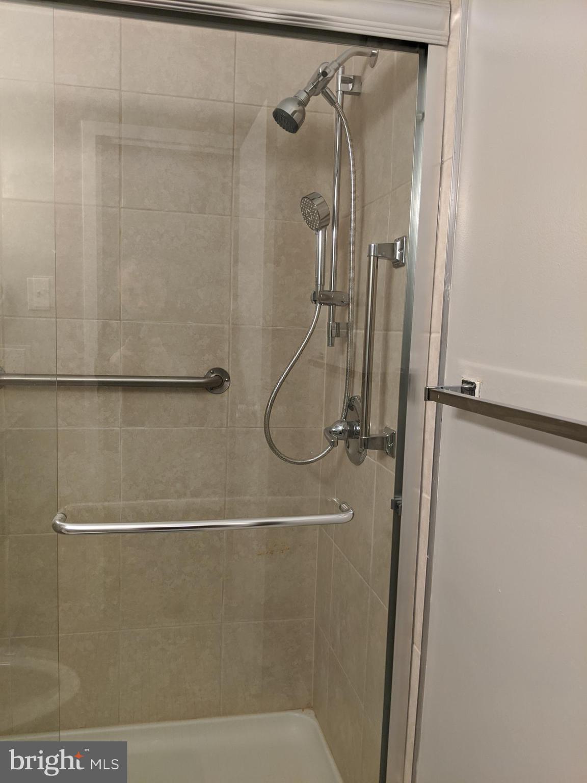 PIKESVILLE - Residential