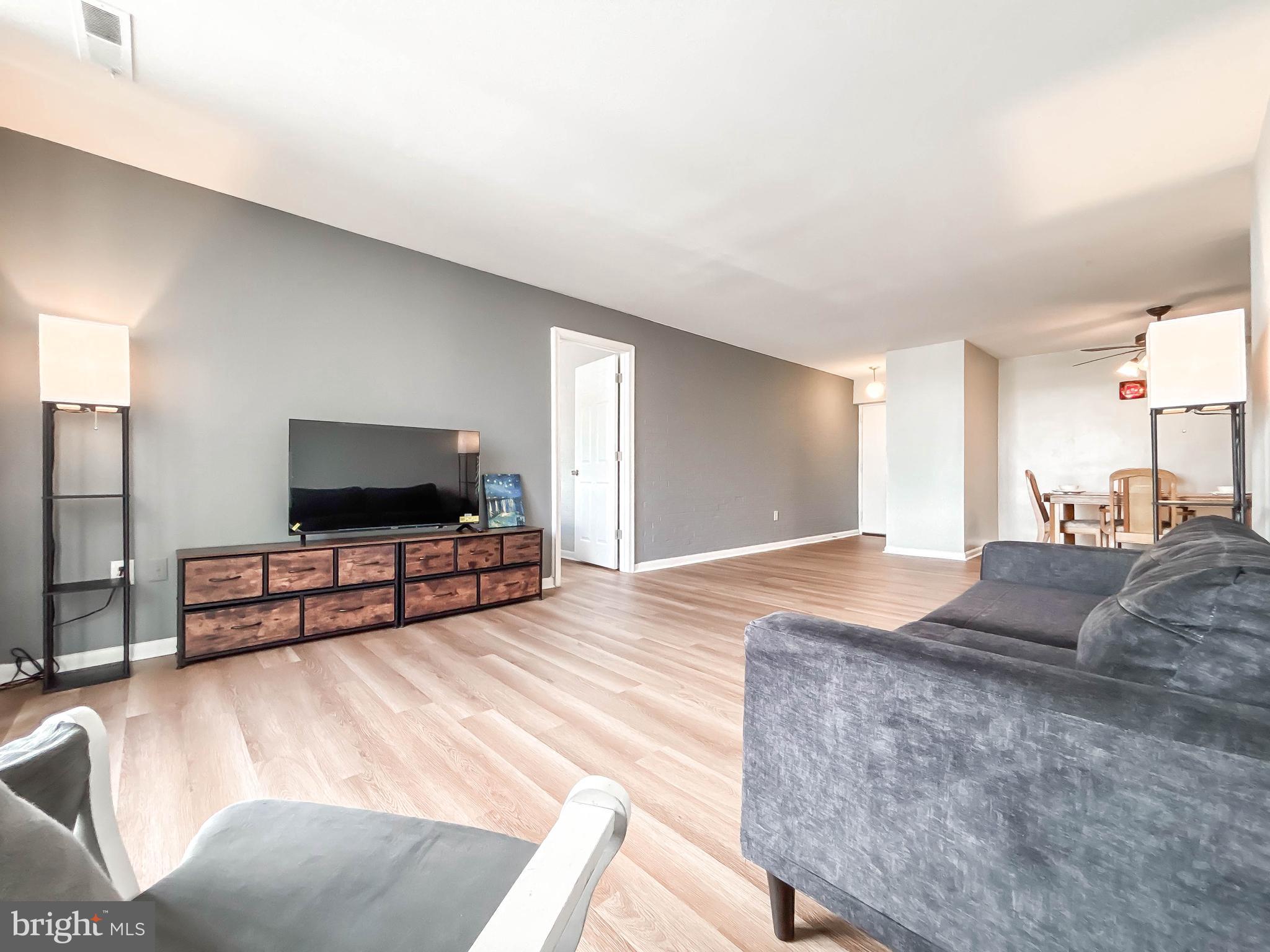 PIKESVILLE - Residential
