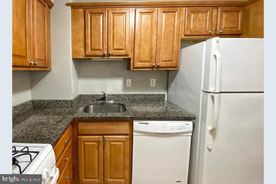 PIKESVILLE - Residential