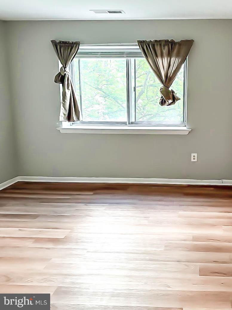 PIKESVILLE - Residential
