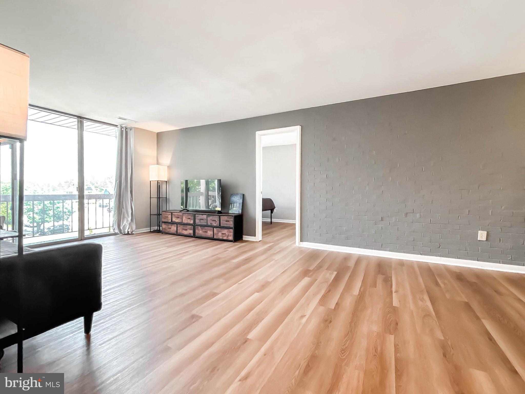 PIKESVILLE - Residential