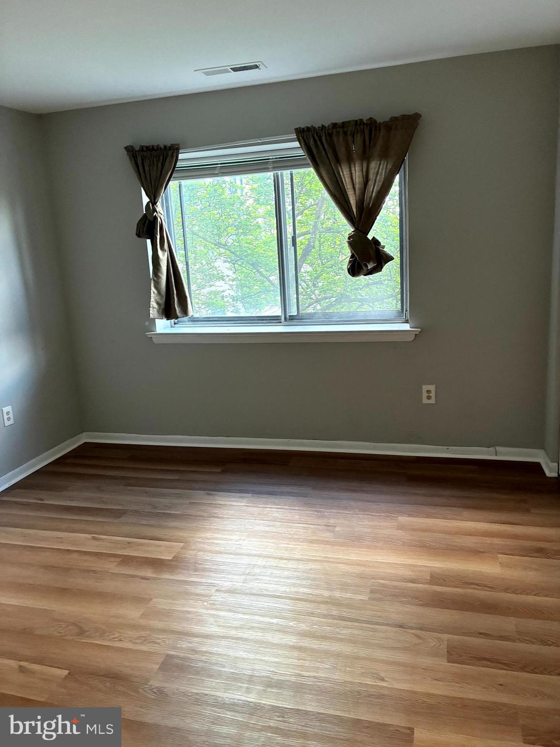 PIKESVILLE - Residential