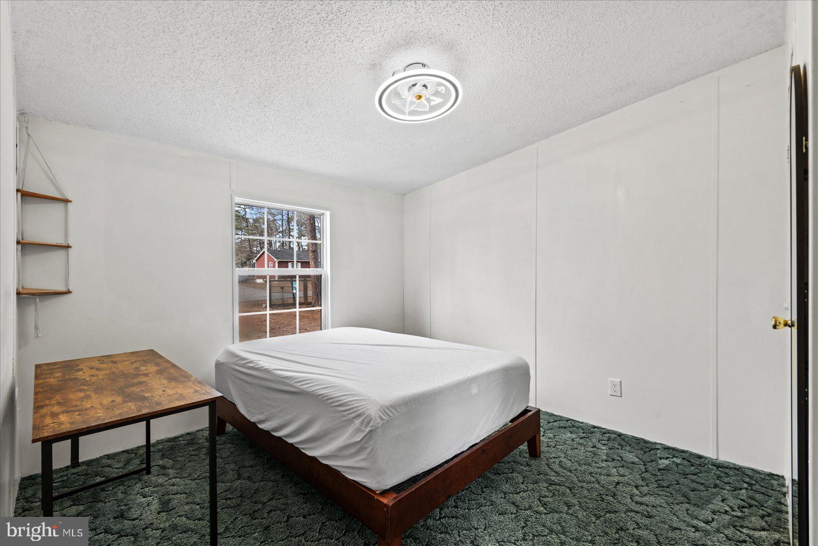 CAROLINE PINES - Residential