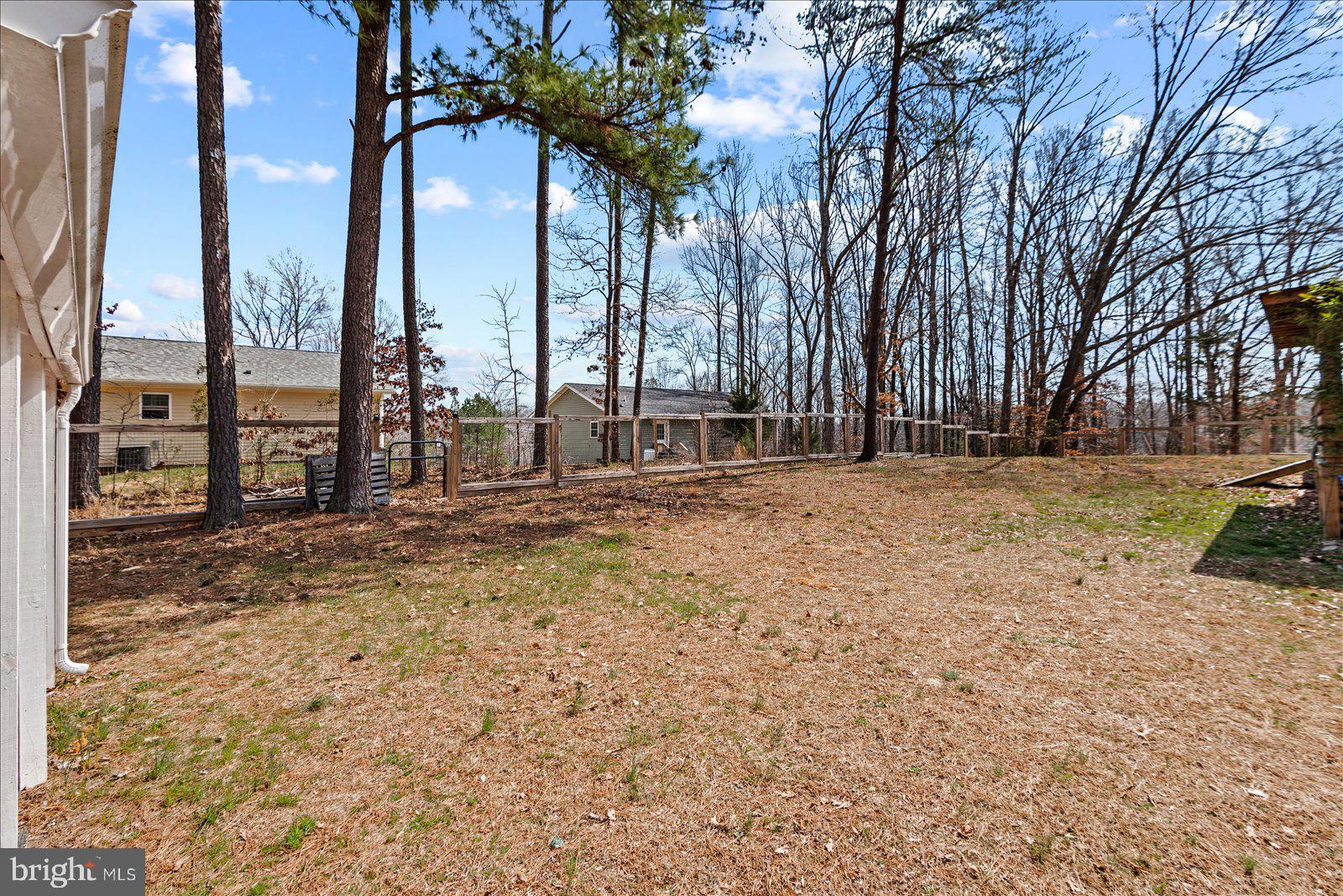 CAROLINE PINES - Residential