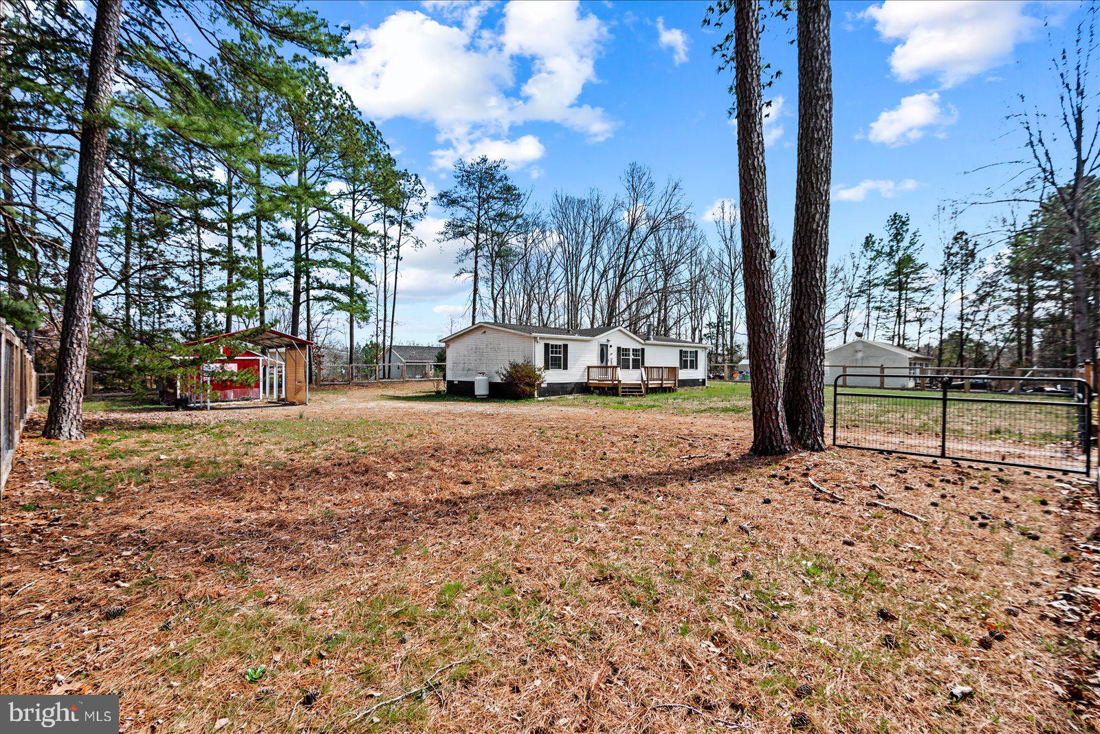 CAROLINE PINES - Residential