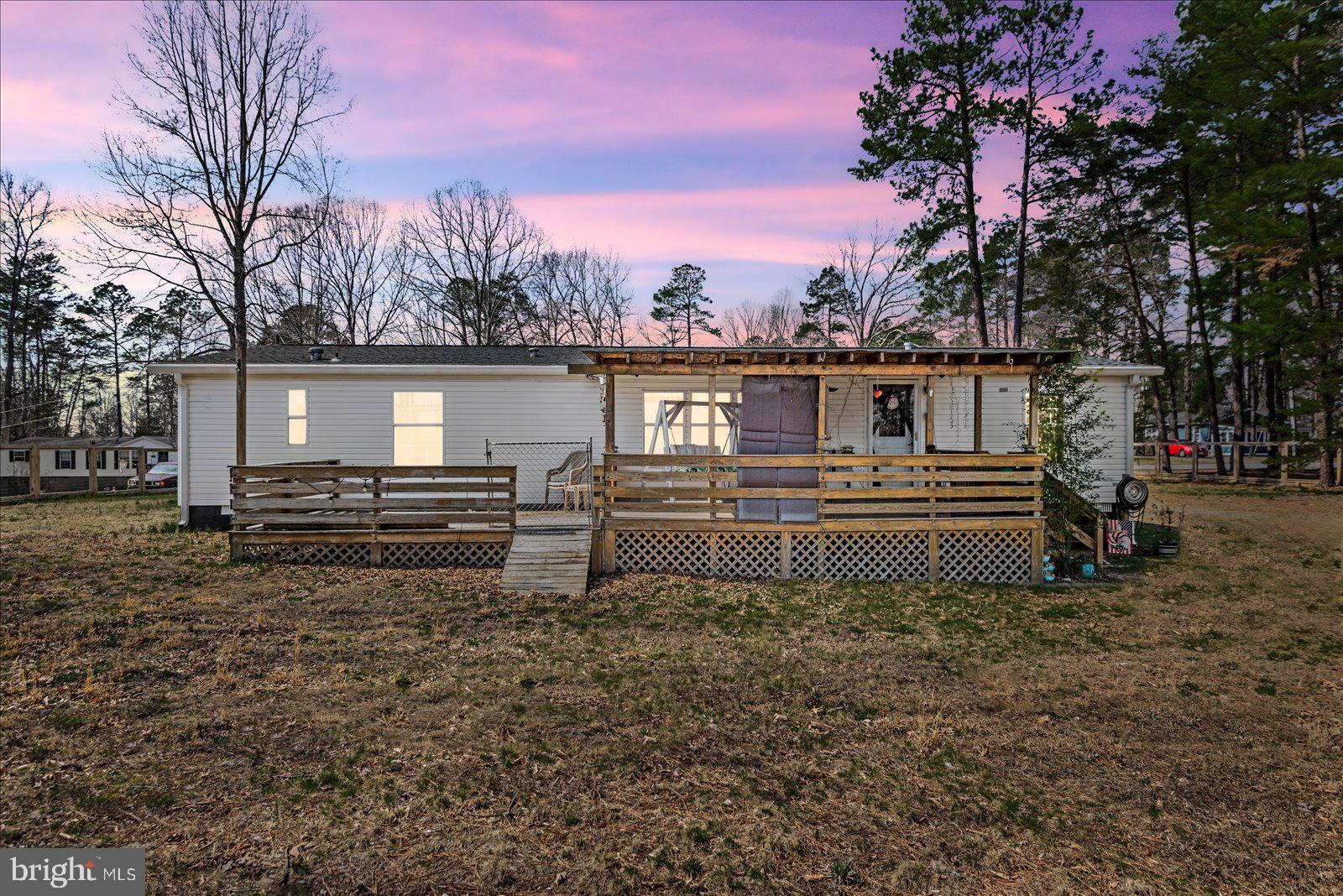 CAROLINE PINES - Residential