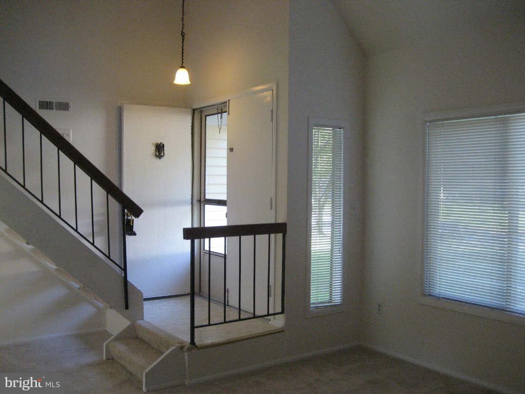 LAKEWOOD HILLS - Residential Lease