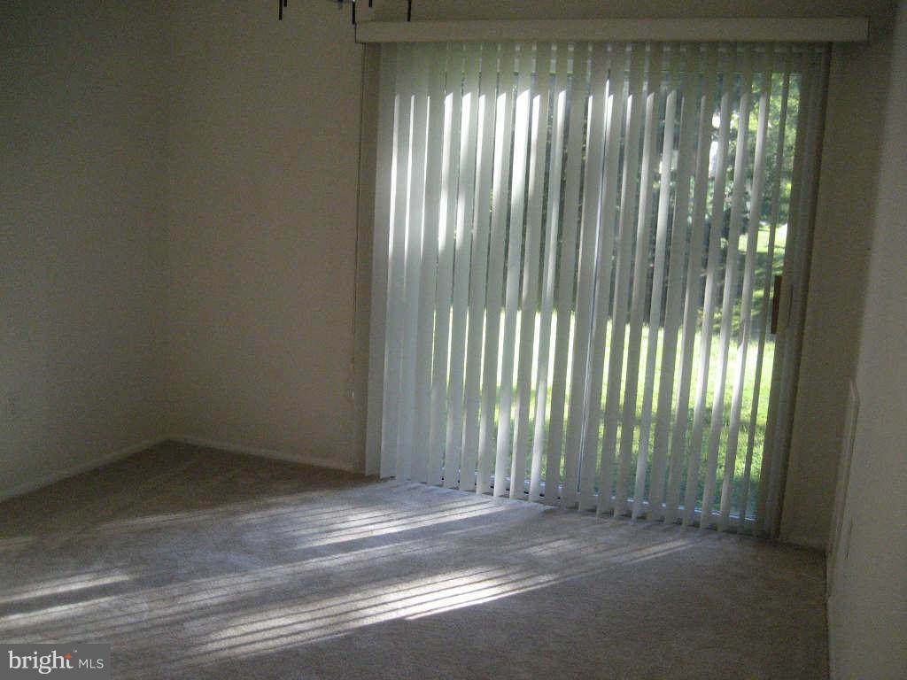 LAKEWOOD HILLS - Residential Lease