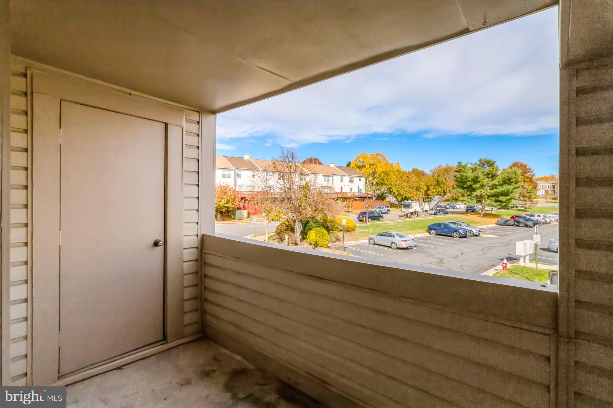 VICTORIA CROSSINGS AT MANCHESTER LAKES - Residential