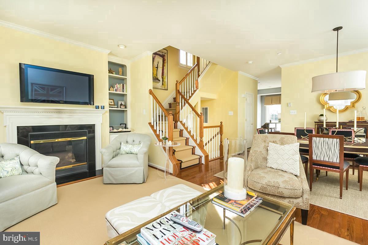 RODGERS CHOICE - Residential Lease