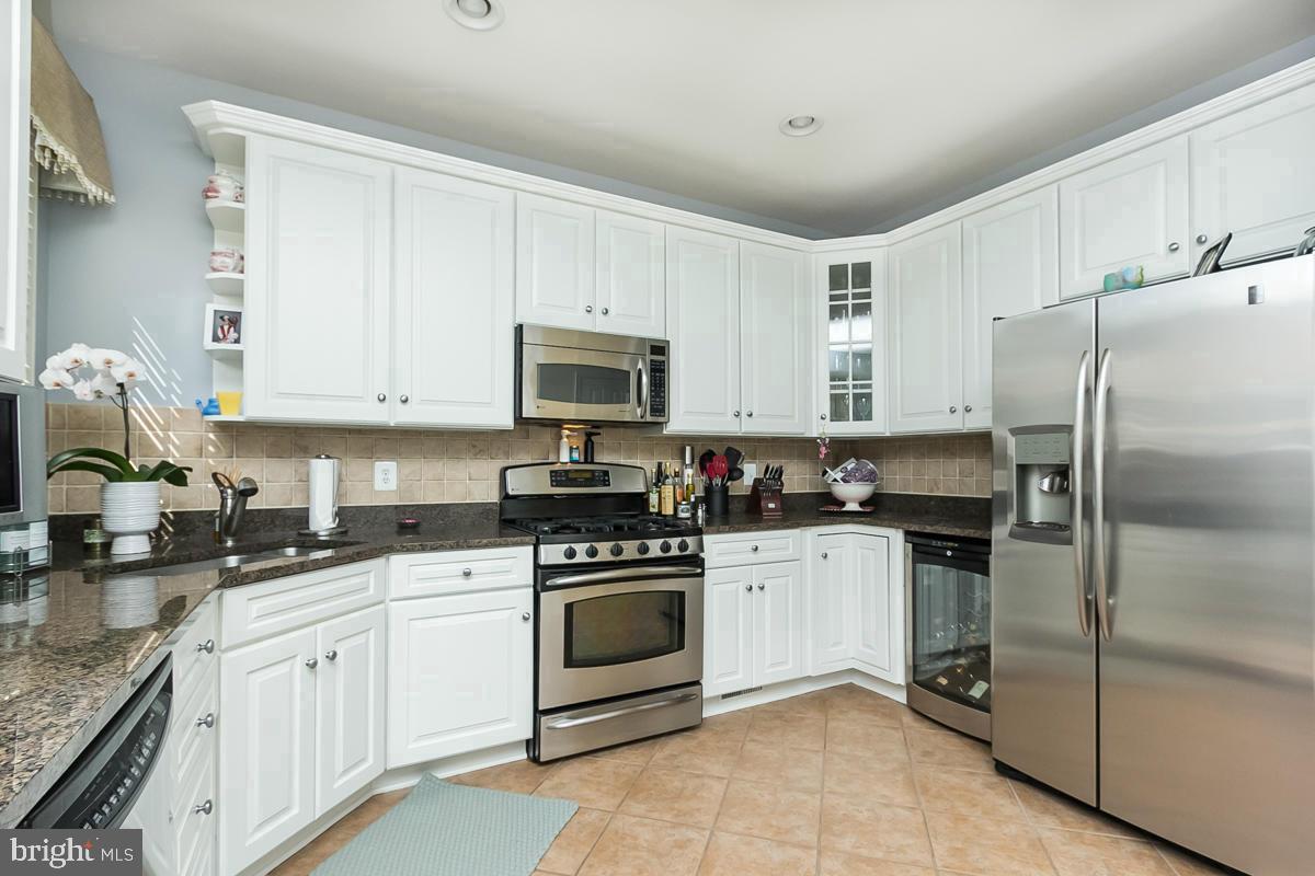 RODGERS CHOICE - Residential Lease