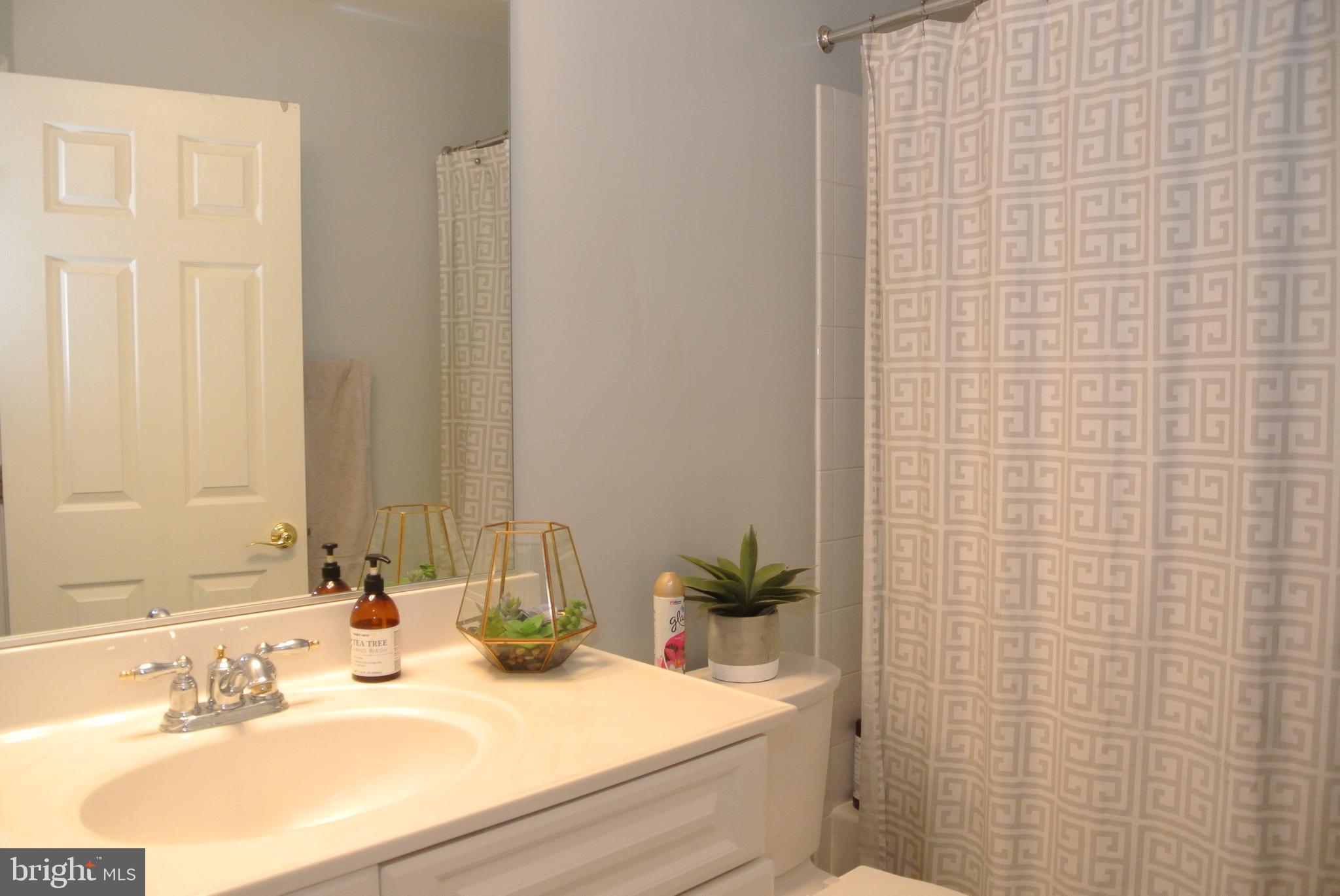 RODGERS CHOICE - Residential Lease