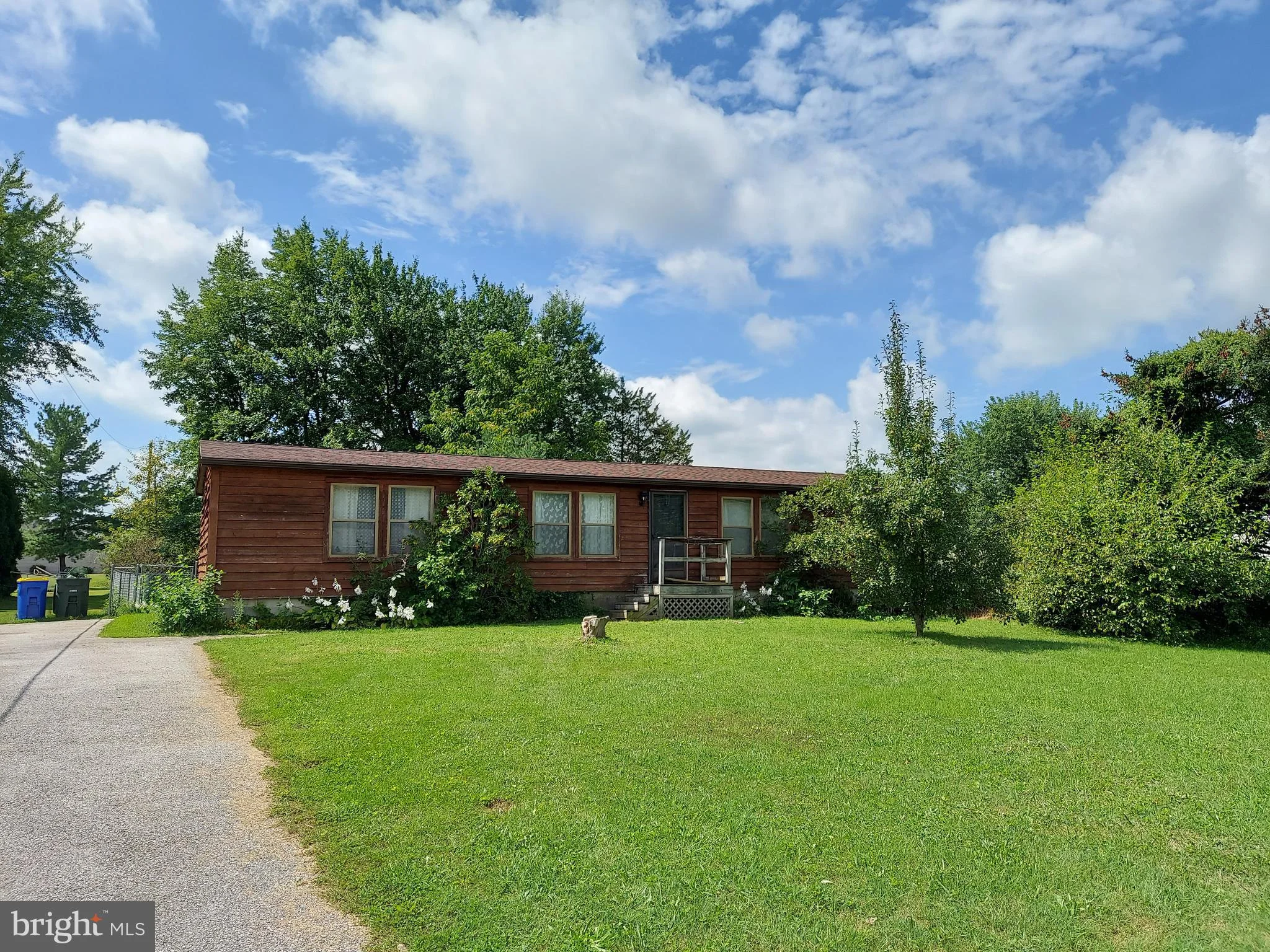 4570 S Salem Church Road, Dover, PA 17315