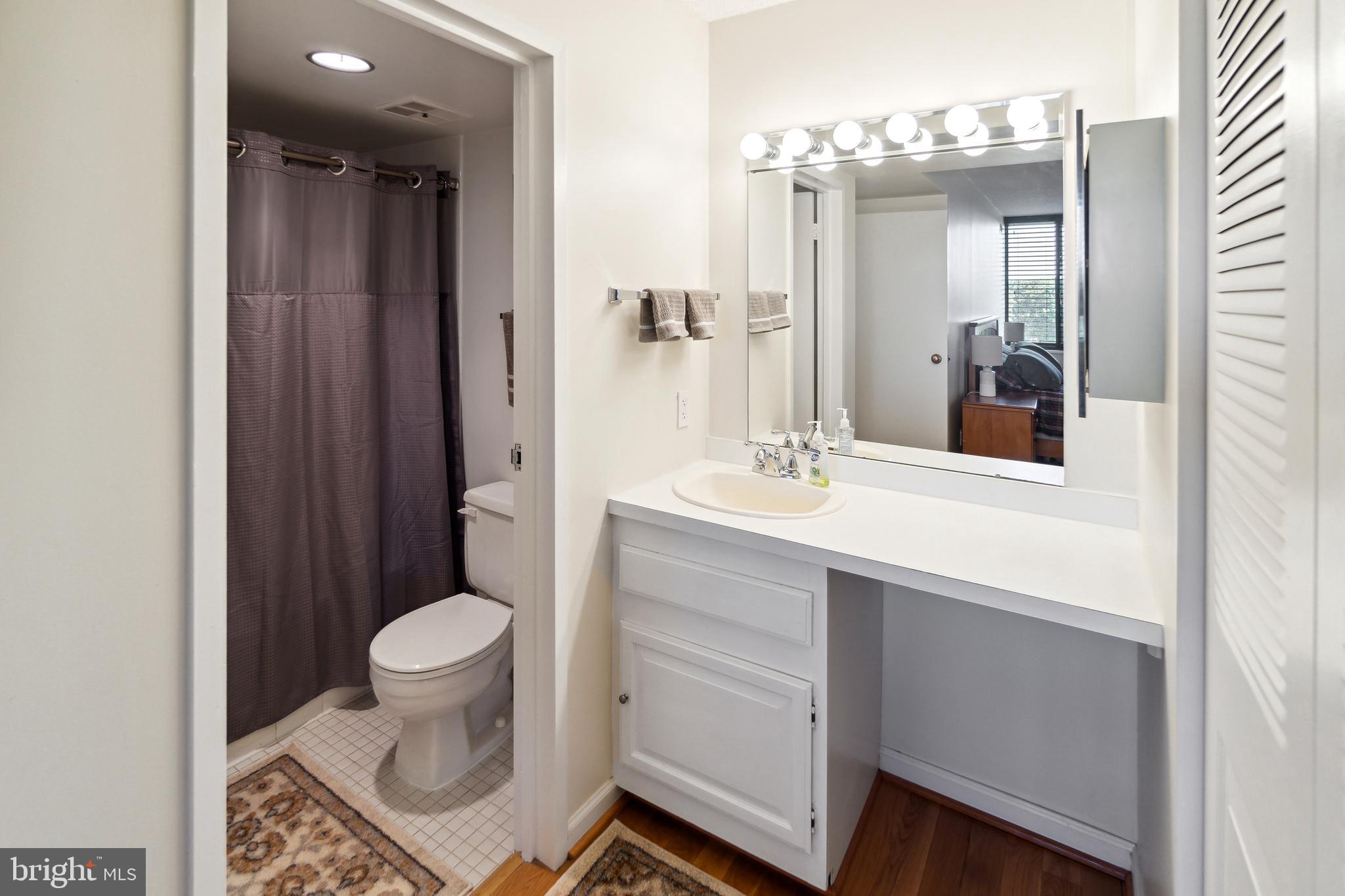 CHELSEA TOWERS - Residential Lease