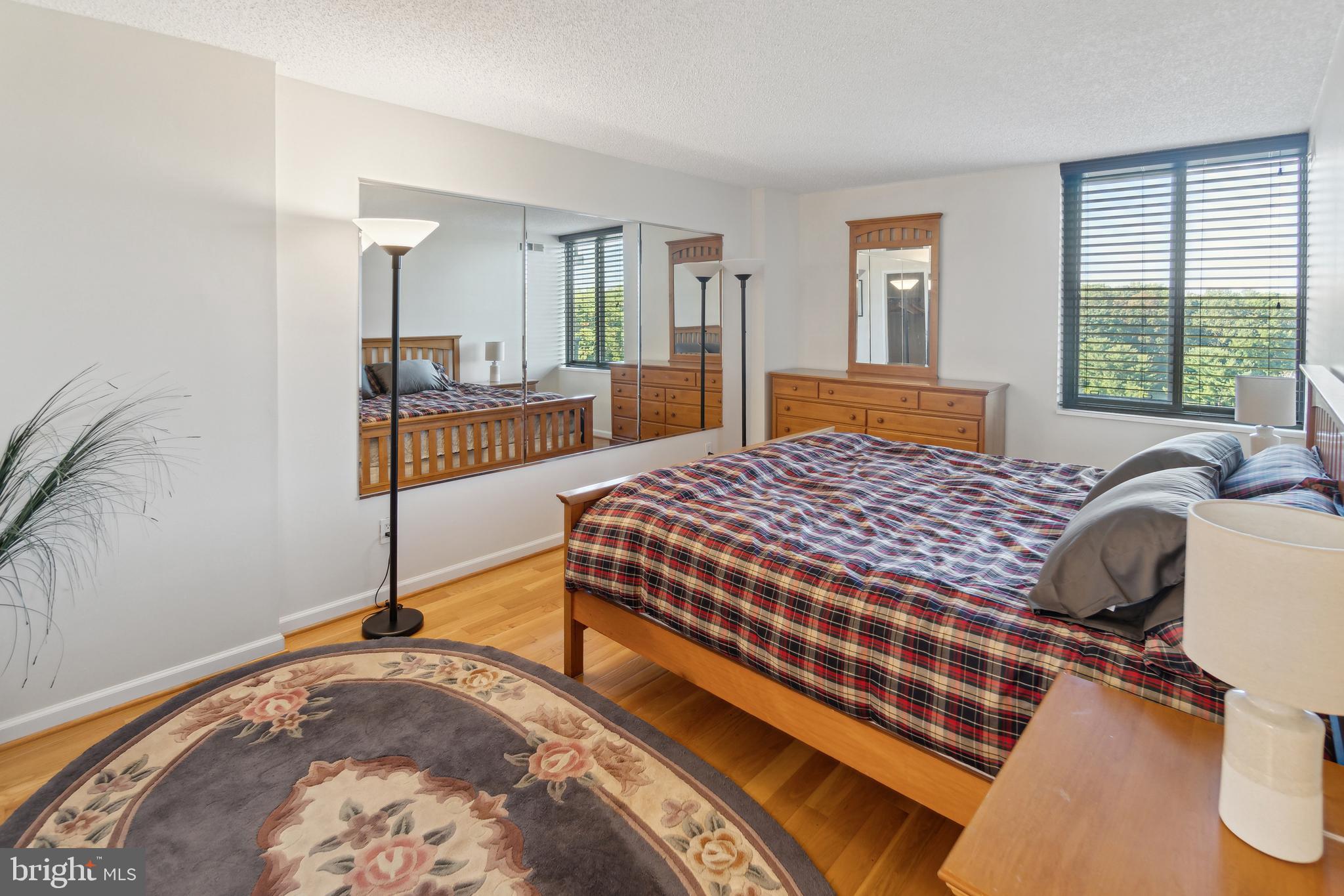 CHELSEA TOWERS - Residential Lease