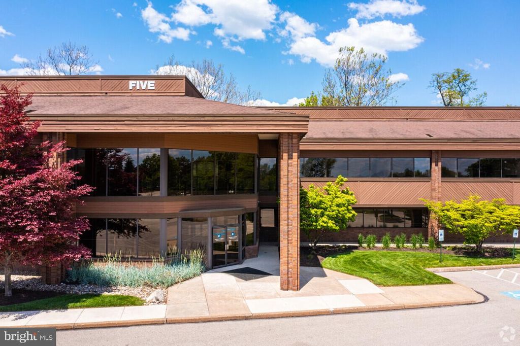 Photo of 300 E Welsh Road #5, HORSHAM, PA 19044 (MLS # PAMC2149256)