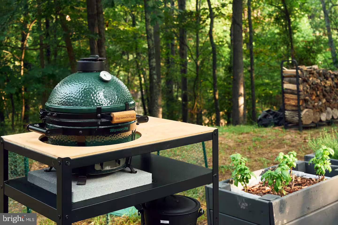 KEYES FERRY ACRES - Residential