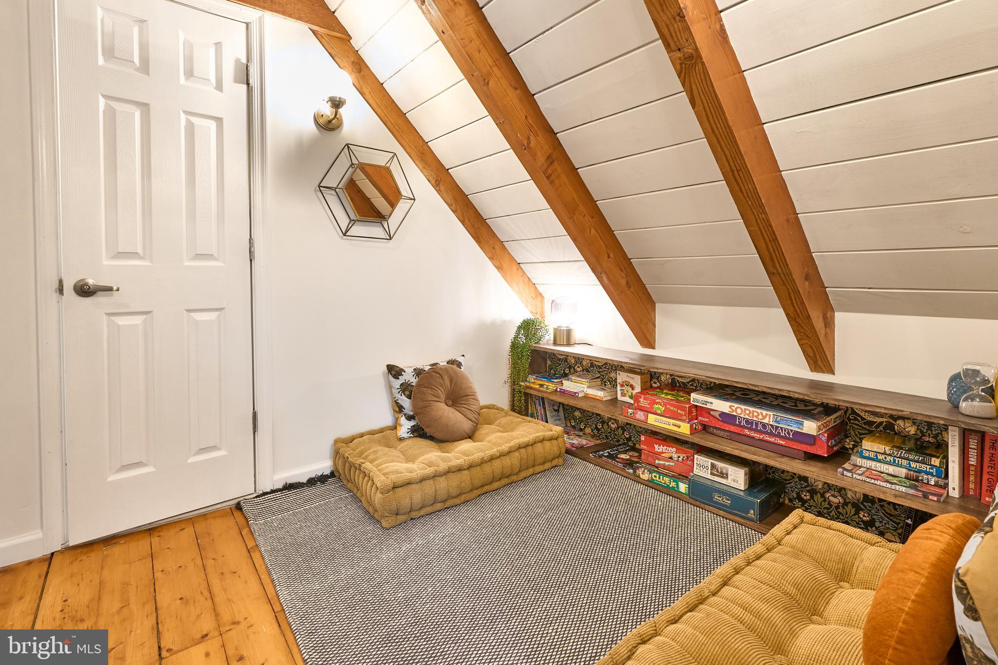 KEYES FERRY ACRES - Residential