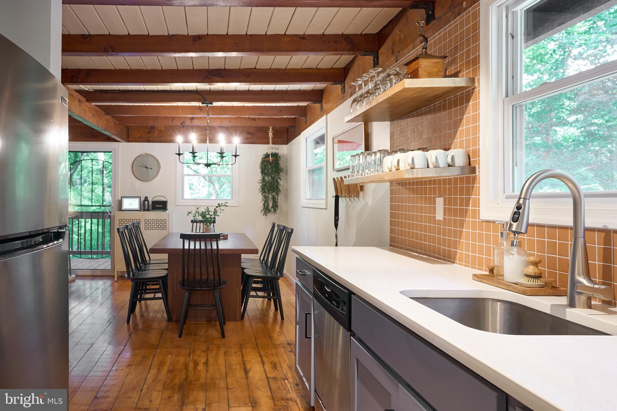 KEYES FERRY ACRES - Residential