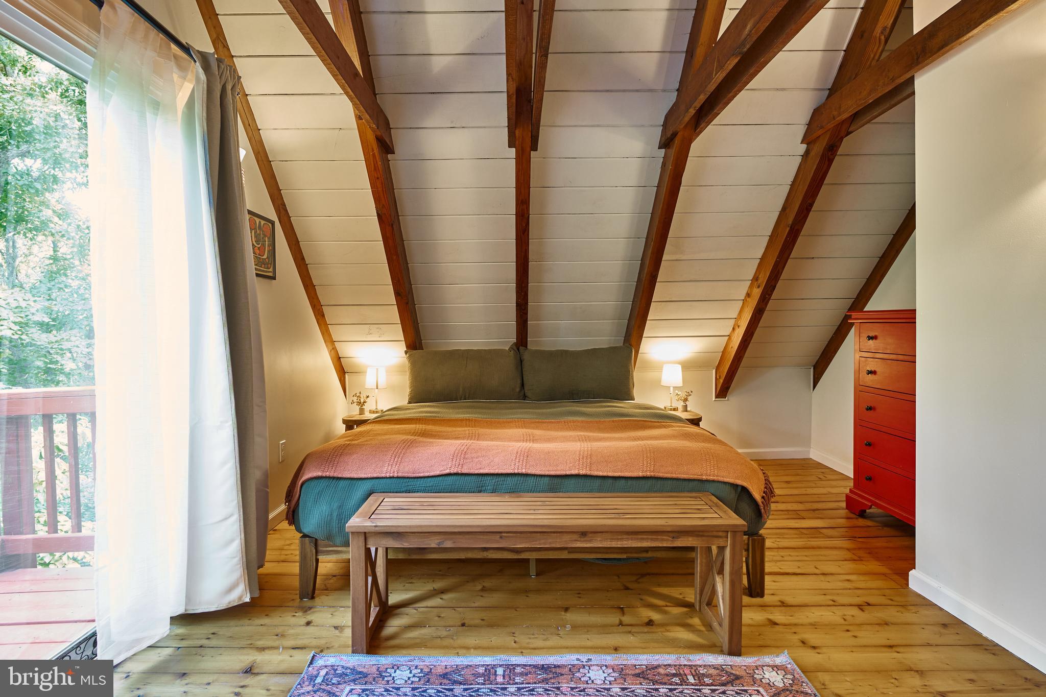 KEYES FERRY ACRES - Residential