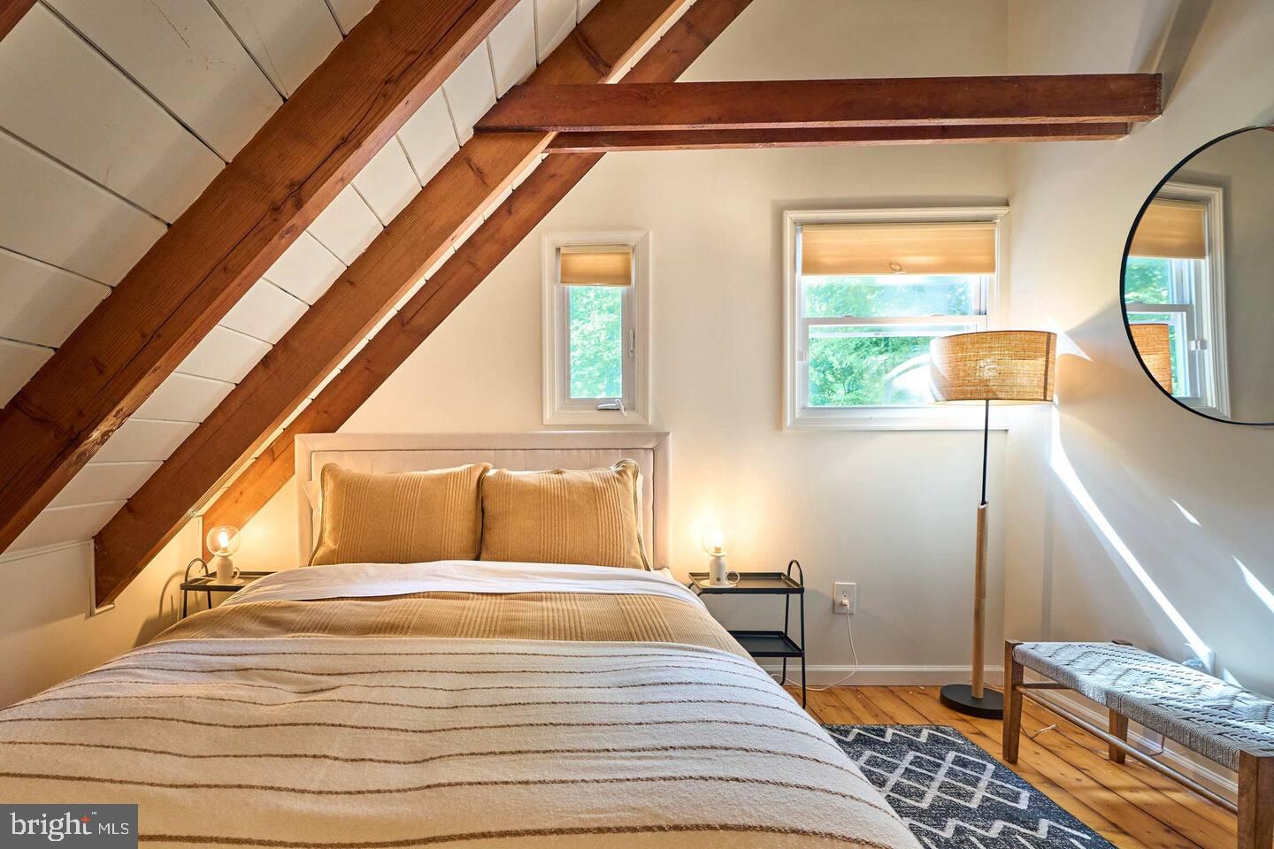 KEYES FERRY ACRES - Residential