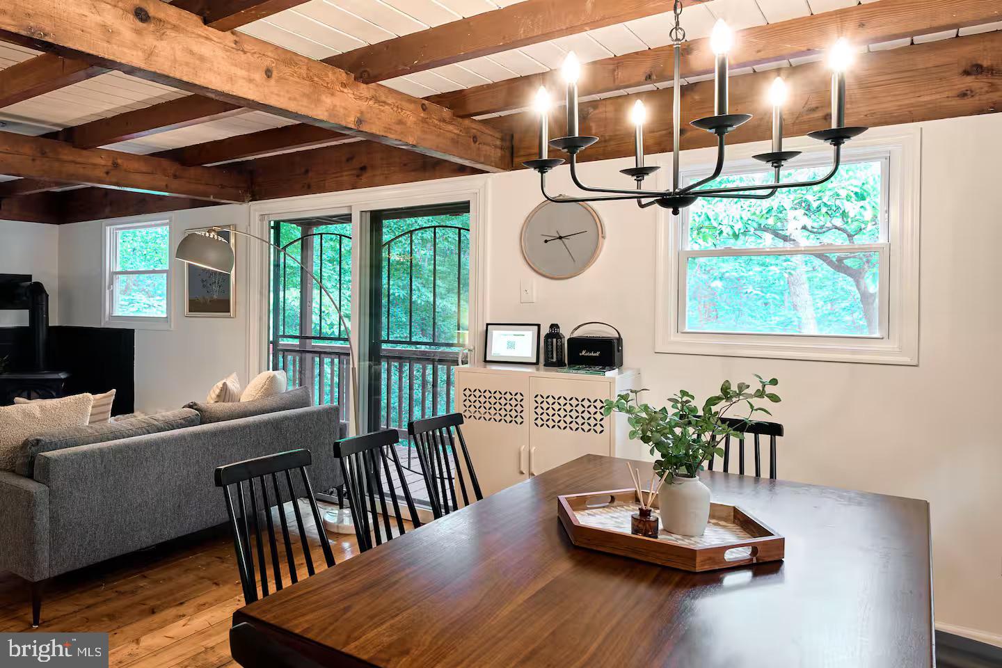 KEYES FERRY ACRES - Residential