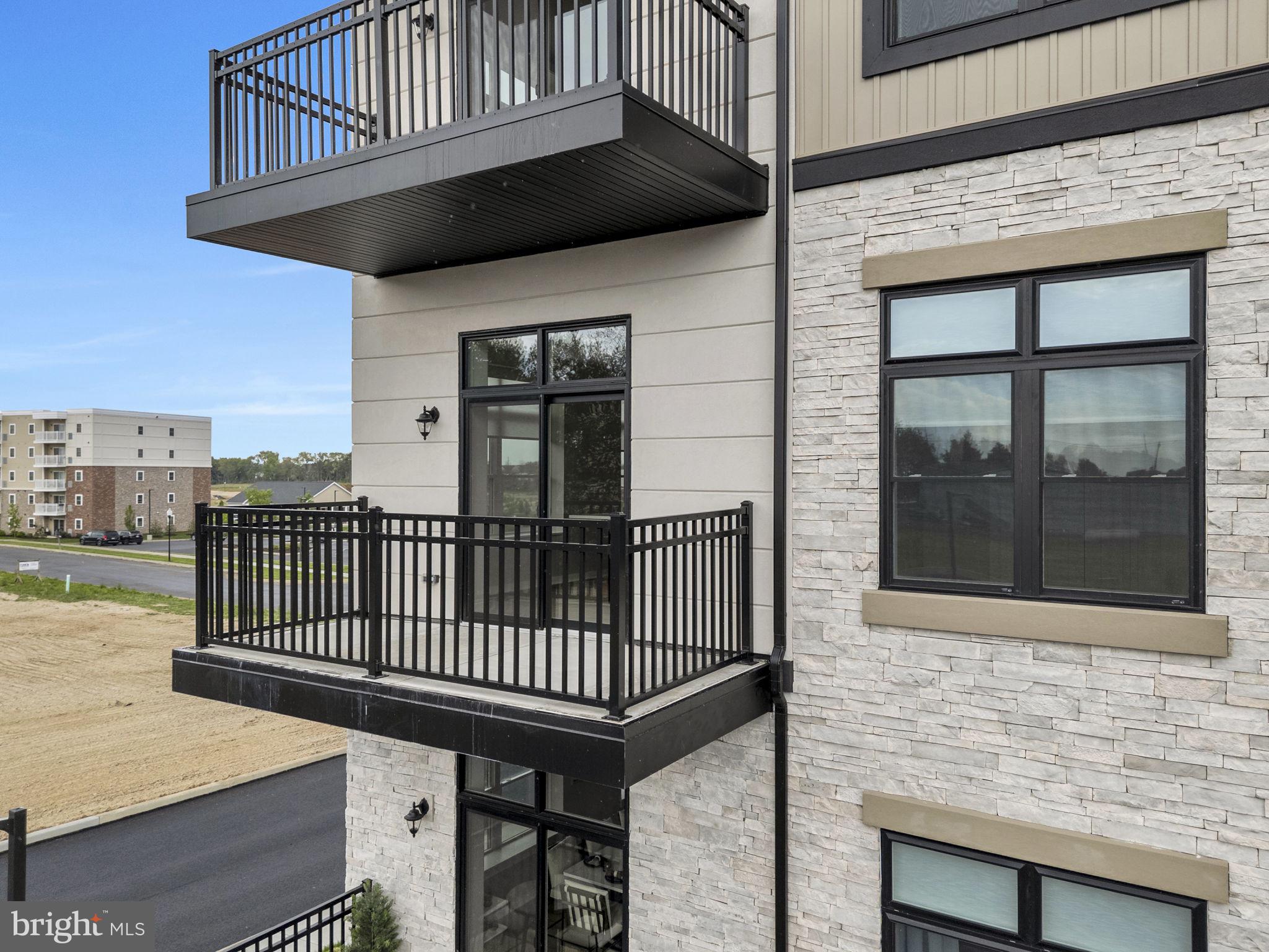 117 BLACKFORD BOULEVARD 204