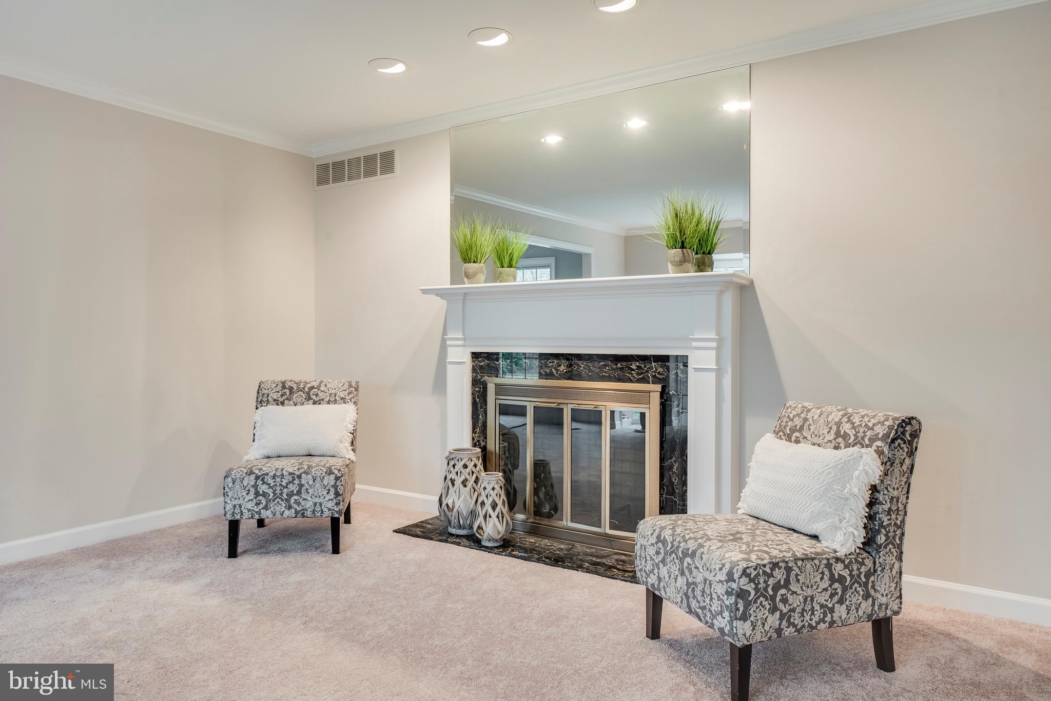 BAYBERRY HILL - Residential