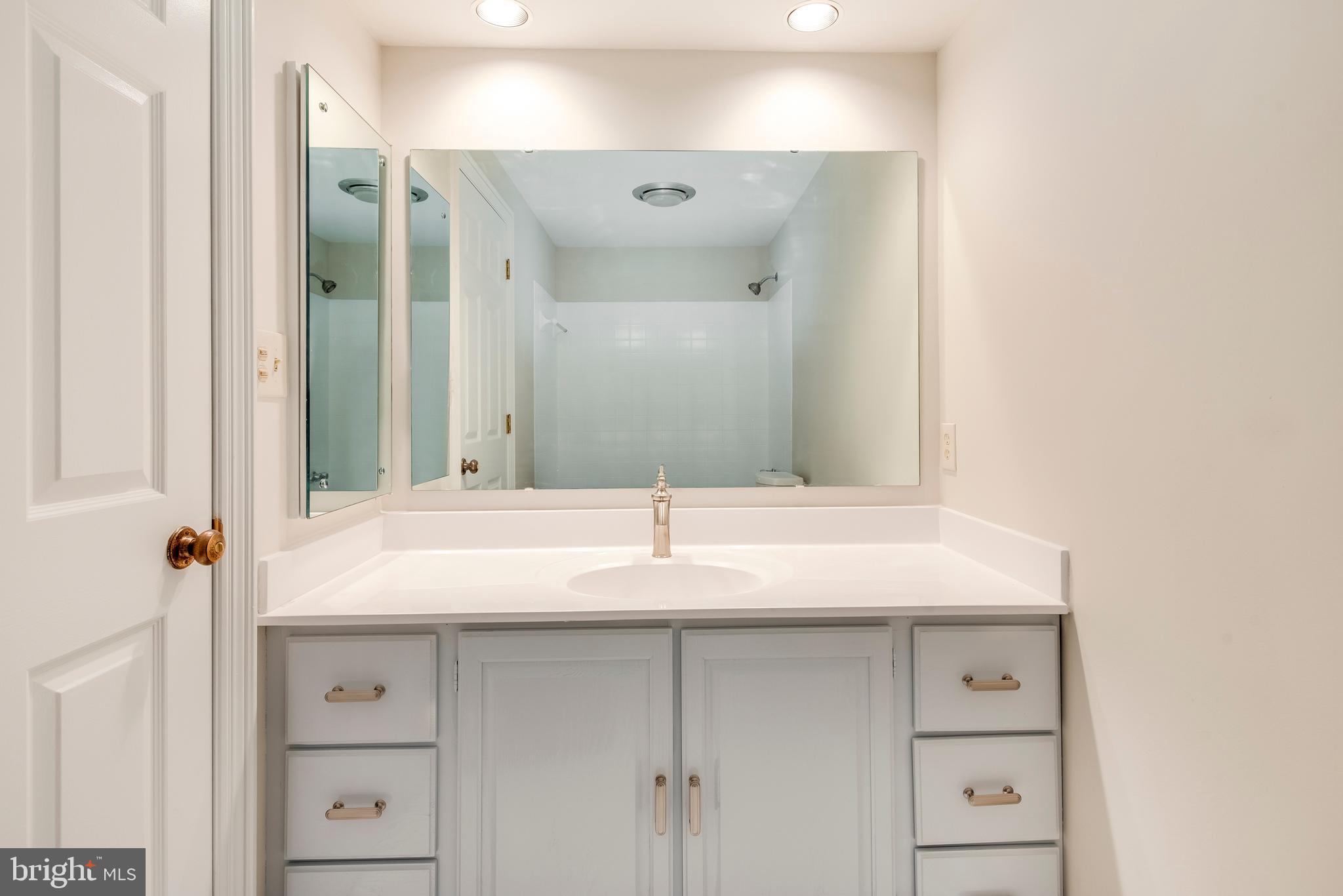 BAYBERRY HILL - Residential