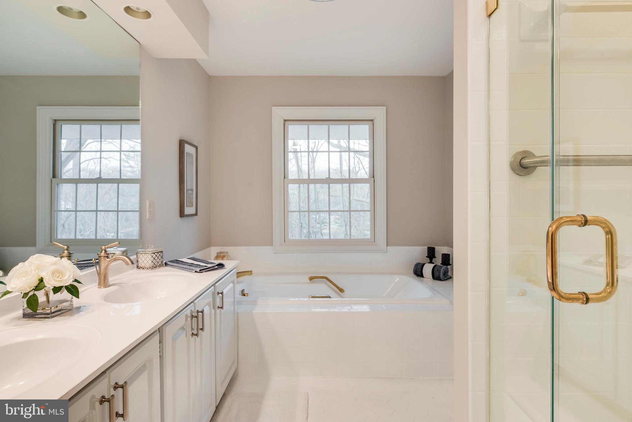 BAYBERRY HILL - Residential