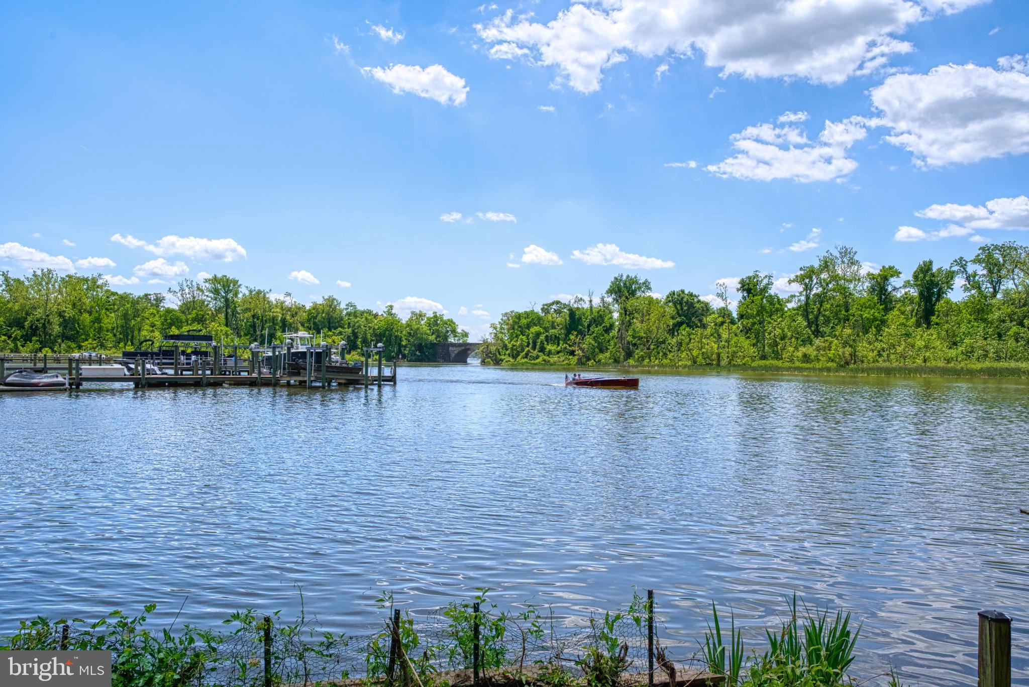 STRATFORD LANDING - Residential