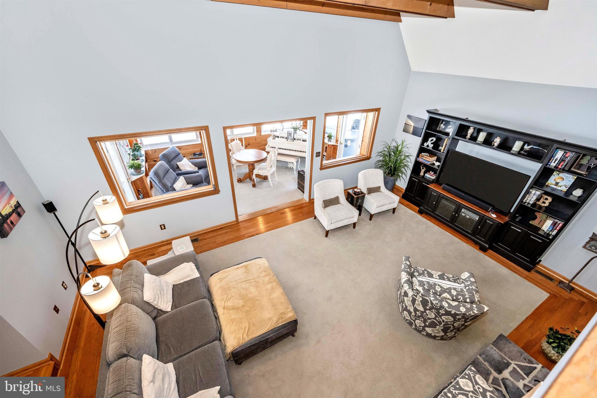 LEWISTOWN - Residential