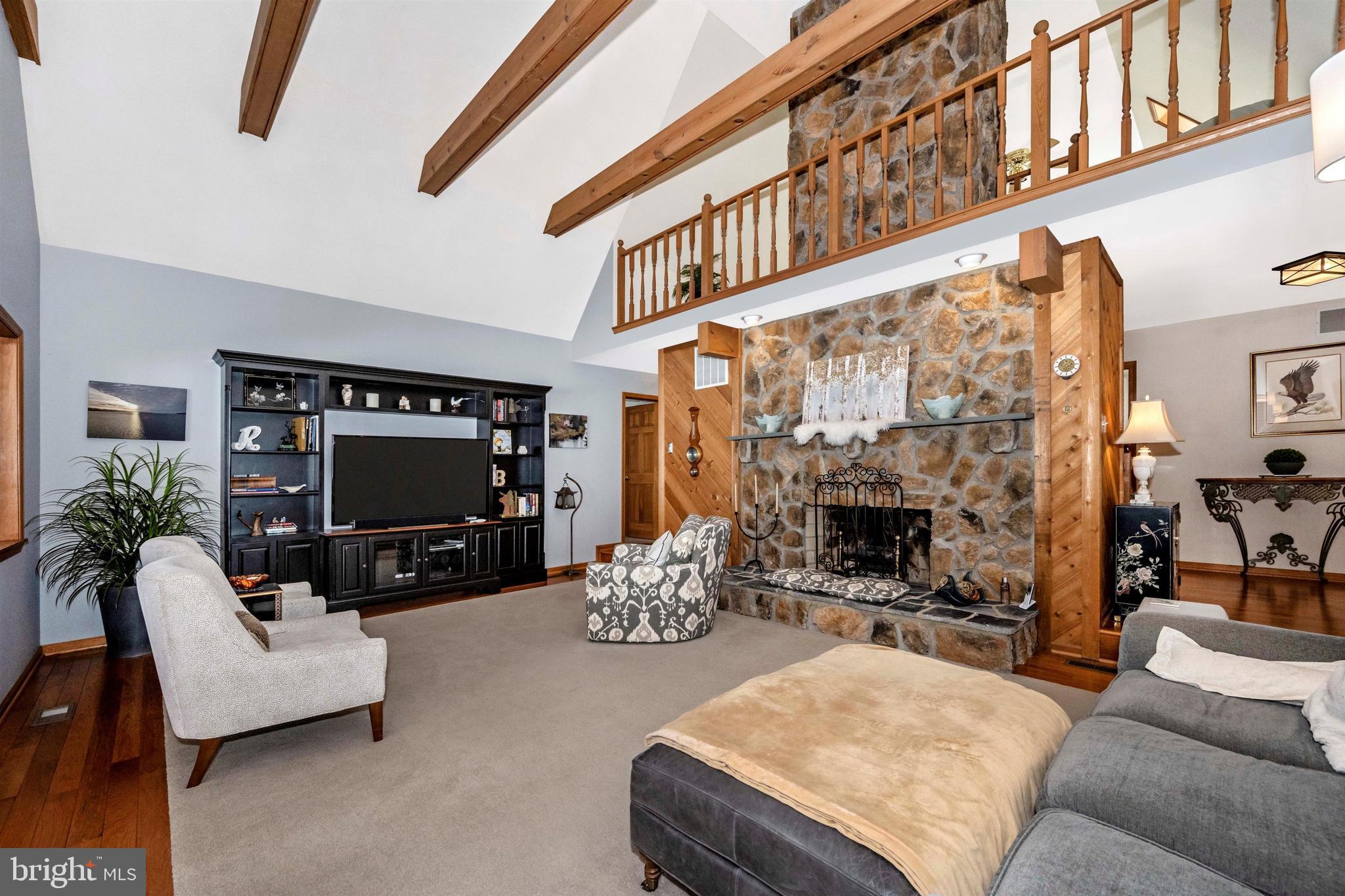 LEWISTOWN - Residential