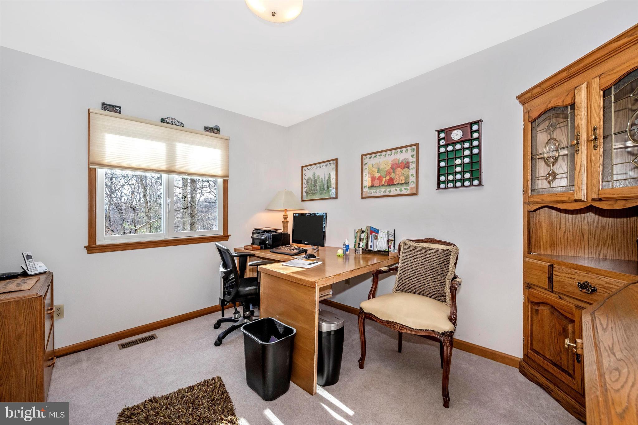 LEWISTOWN - Residential