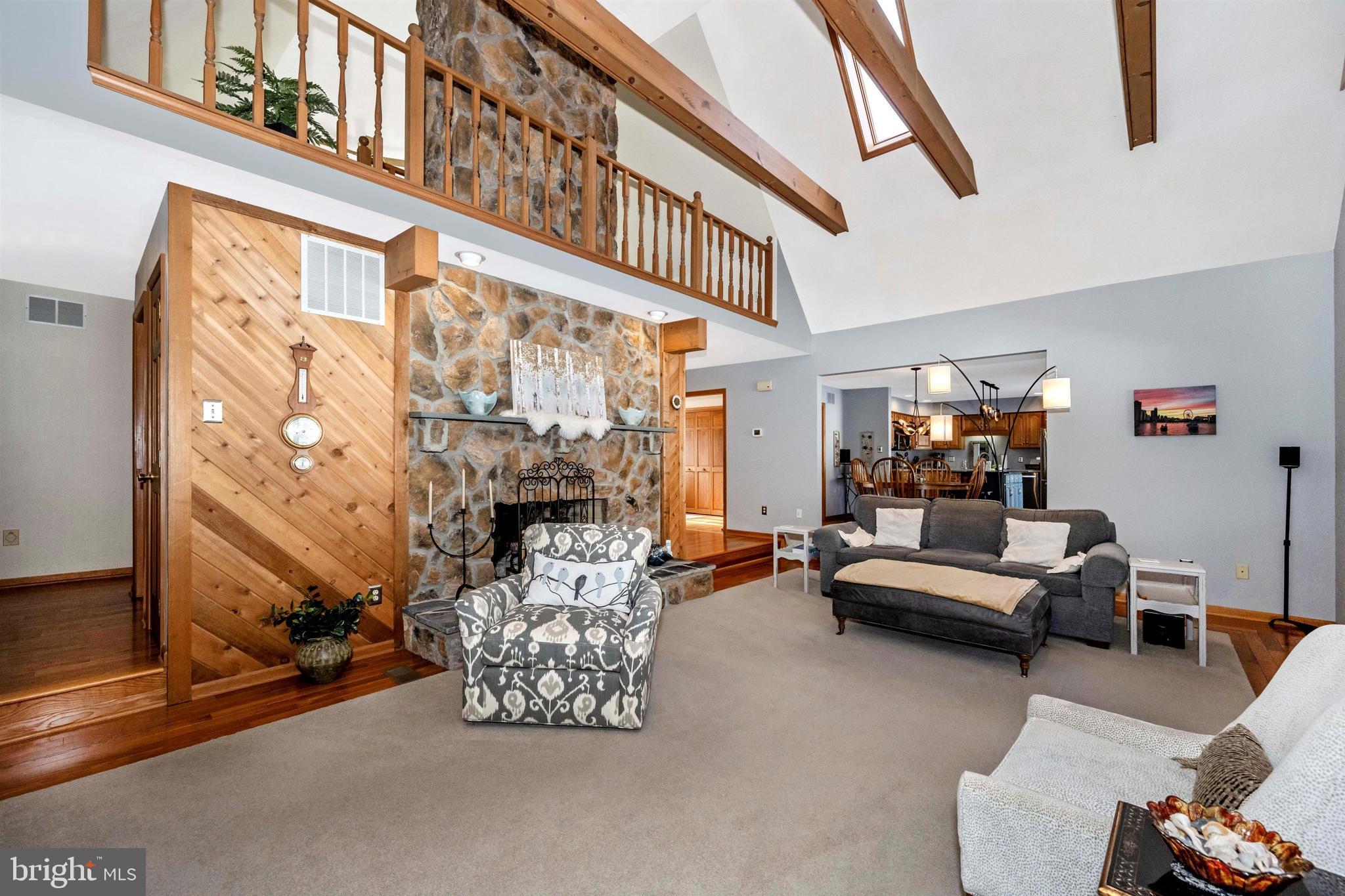 LEWISTOWN - Residential