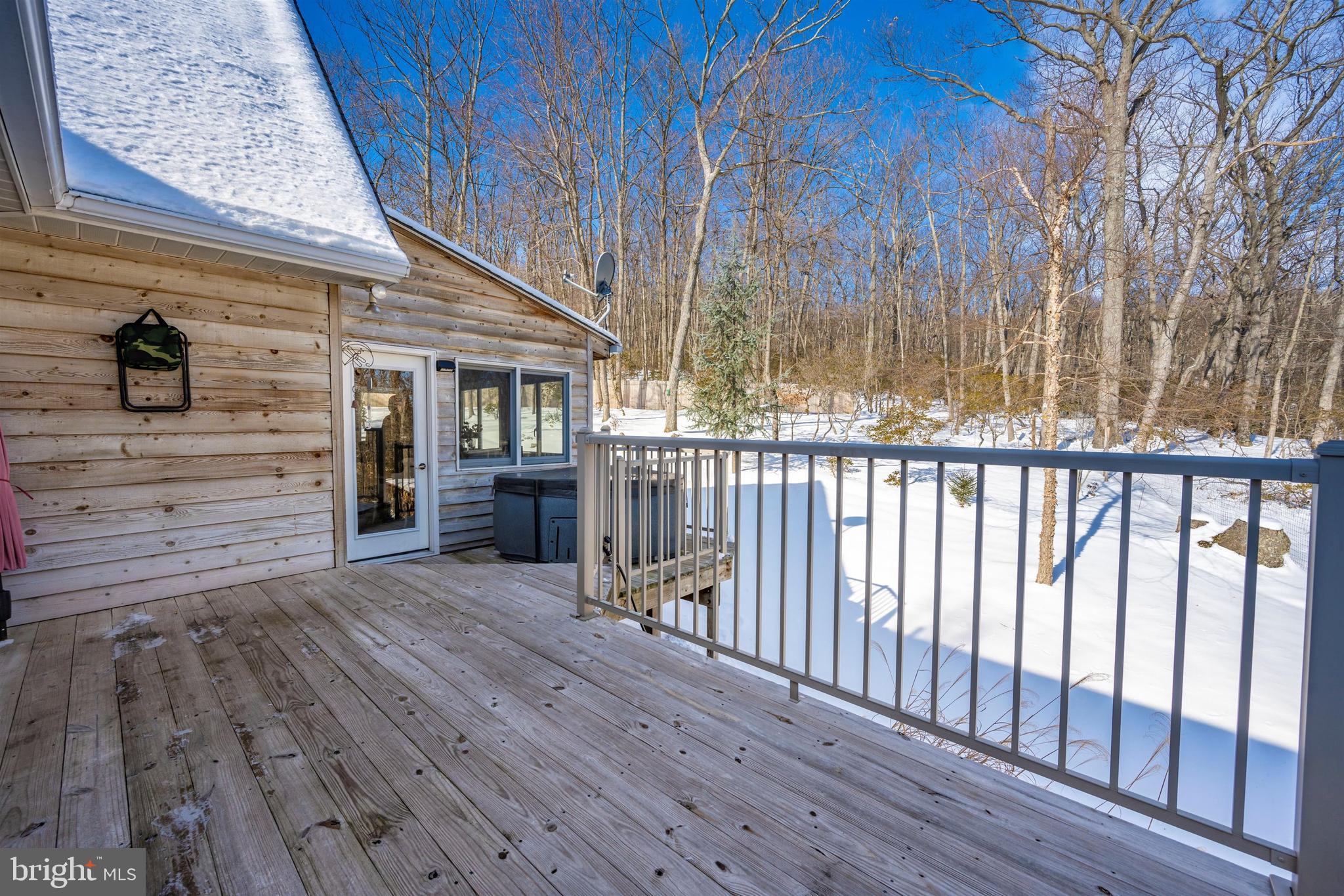 LEWISTOWN - Residential