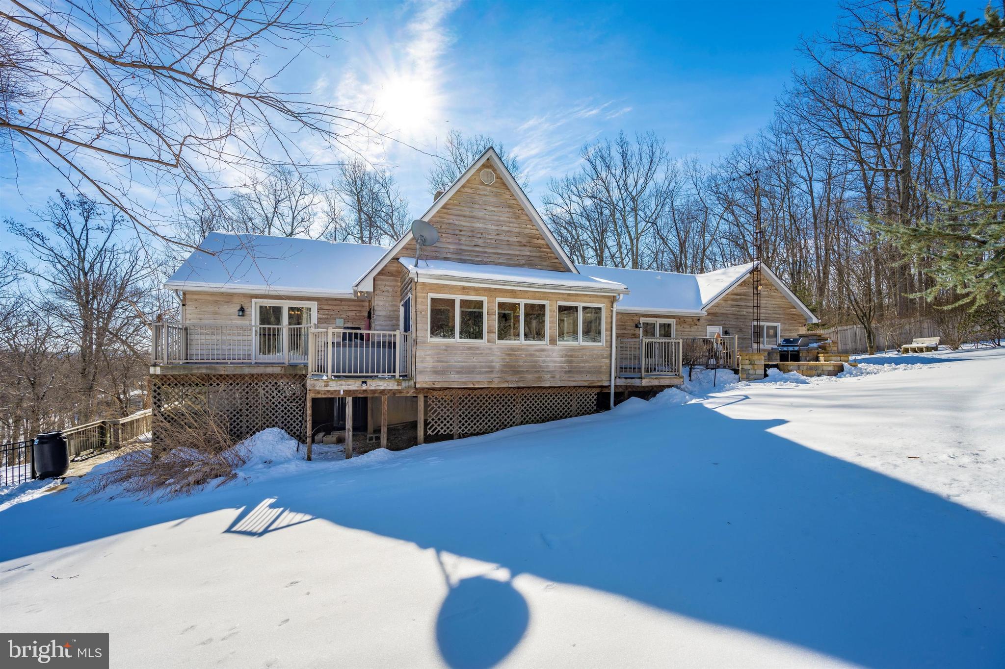 LEWISTOWN - Residential