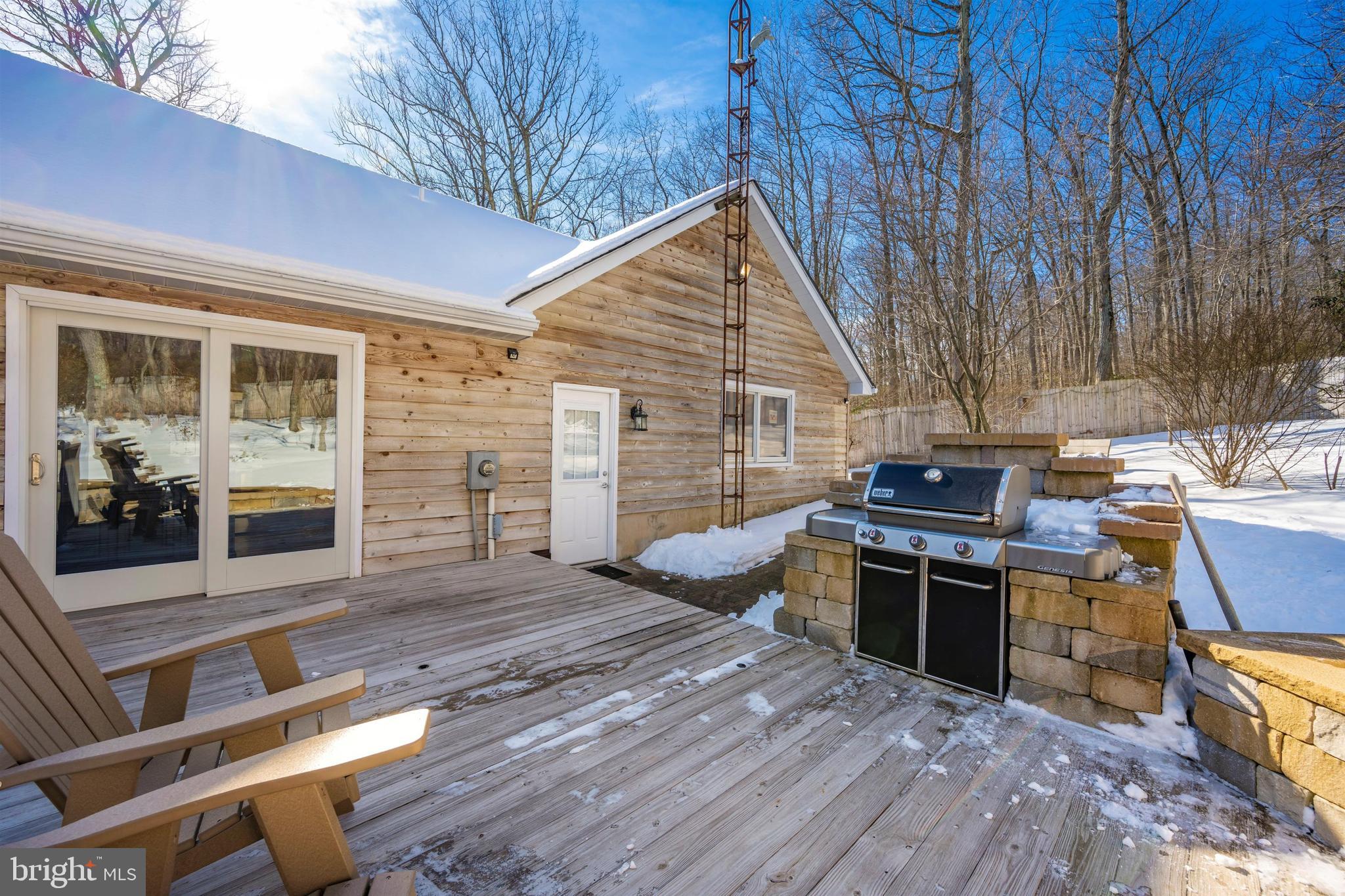 LEWISTOWN - Residential