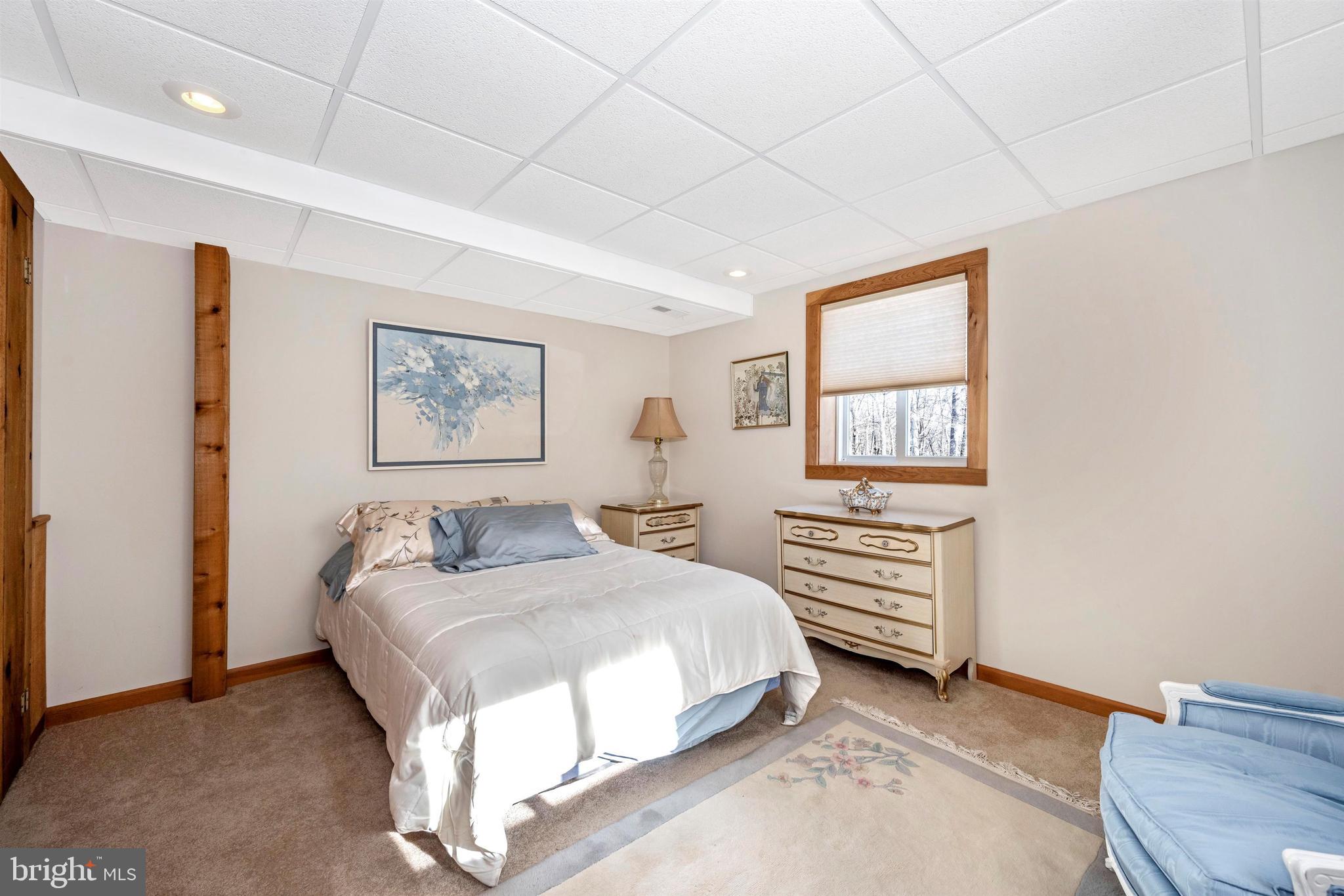 LEWISTOWN - Residential