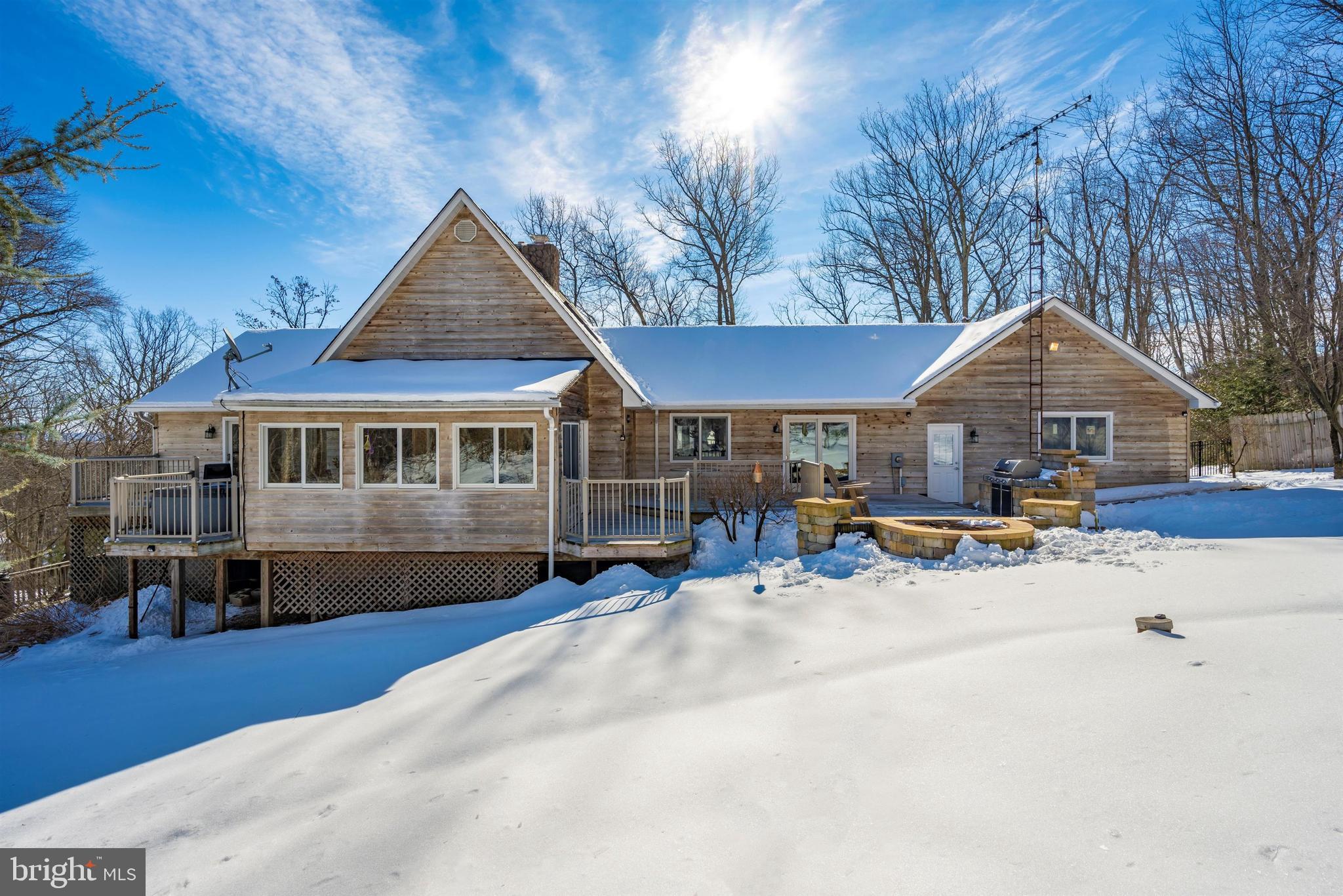 LEWISTOWN - Residential