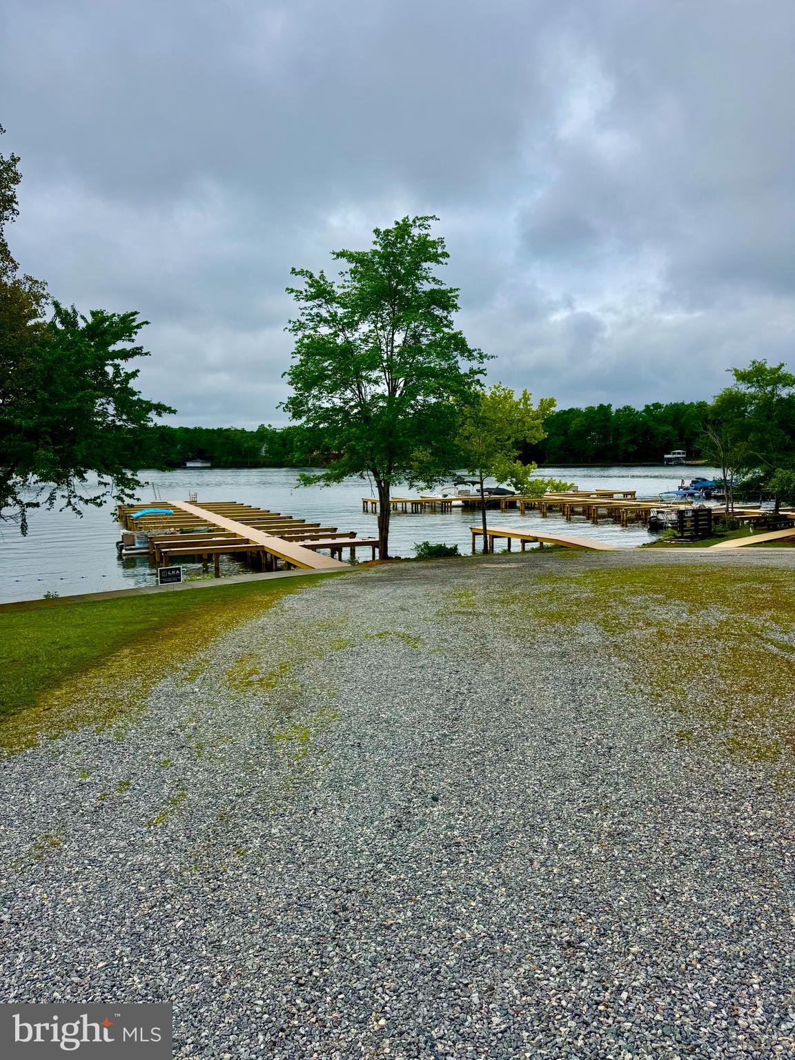 EDGEWOOD BAY - Residential