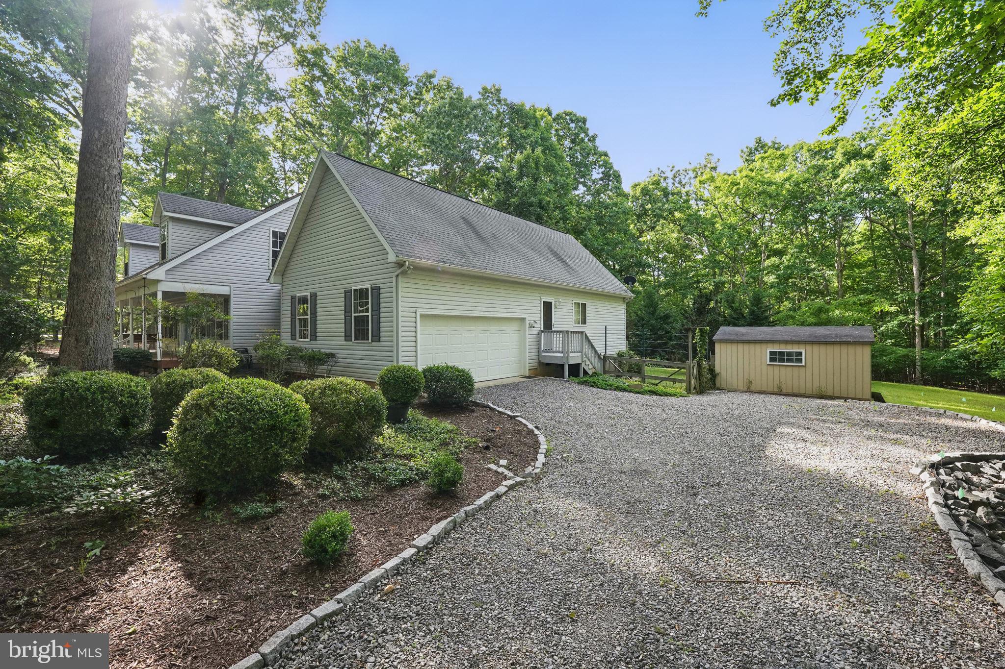 EDGEWOOD BAY - Residential